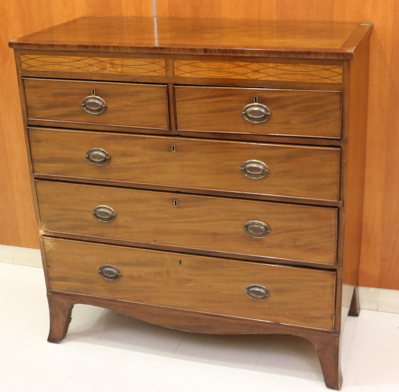 NEW ENGLAND FEDERAL INLAID MAHOGANY AND MAPLE FIVE-DRAWER CHEST - H: 44 1/4in. W: 42 1/2 in. D: 20 (1 of 17)