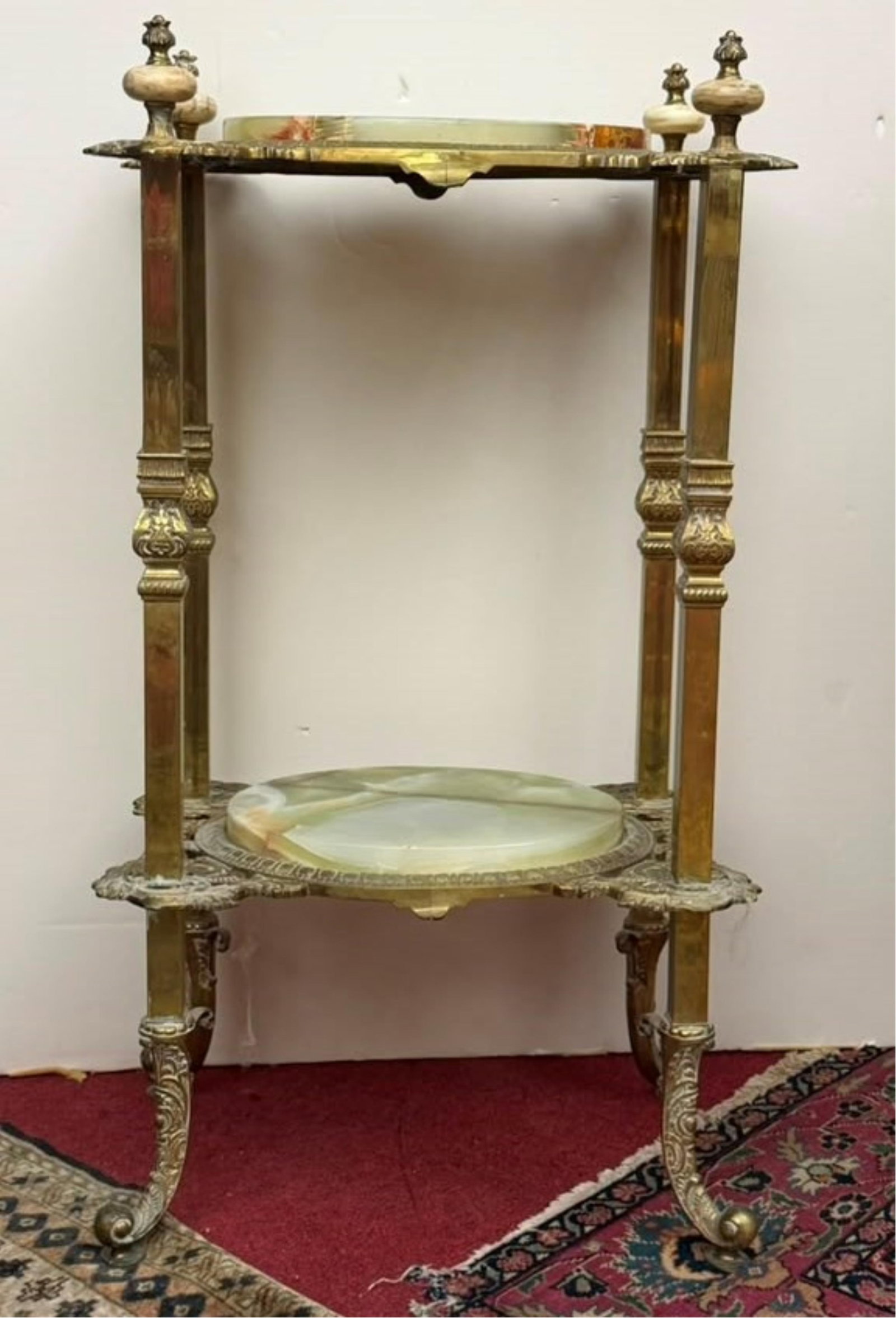 RELIEF CAST AND PIERCED BRASS DISPLAY STAND WITH OVAL GREEN ONYX PANELS late 19th century - H: 34 (1 of 9)