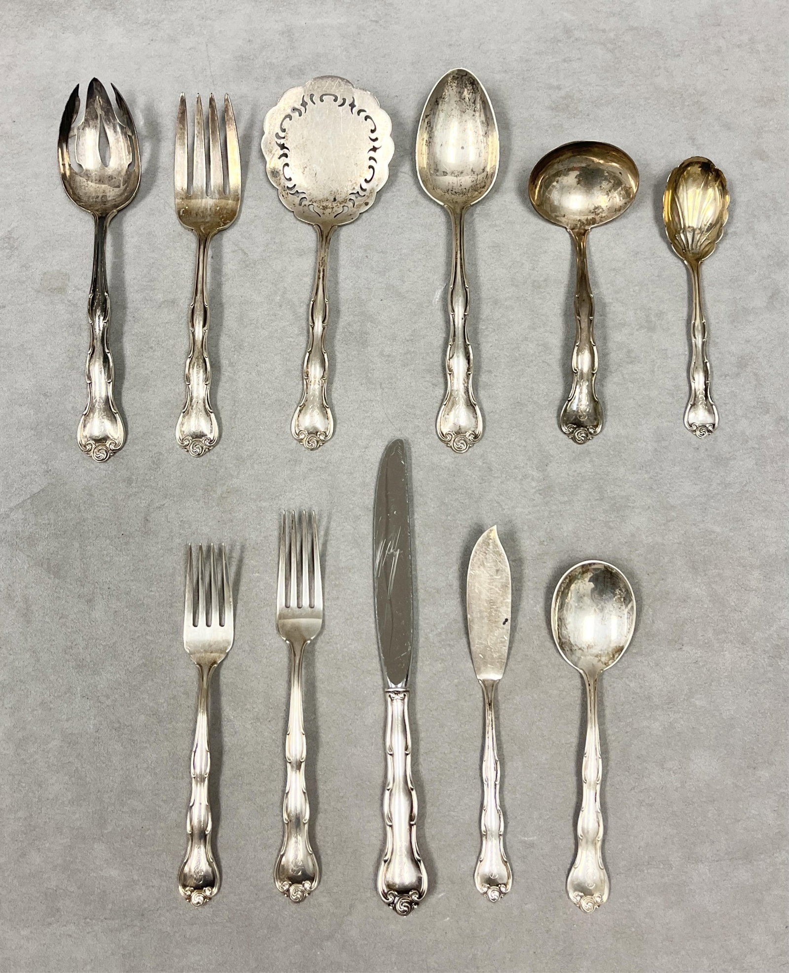 27-PIECE PARTIAL SERVICE GORHAM CO. "RONDO" PATTERN STERLING SILVER FLATWARE - . (1 of 8)