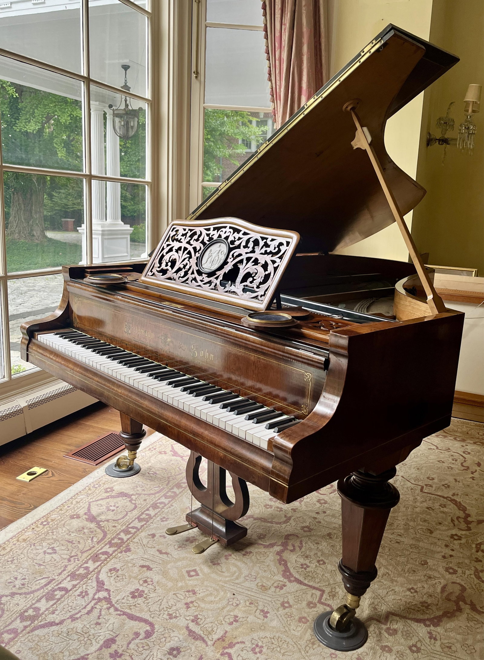 HEITZMANN & SOHN AUSTRIAN ROSEWOOD GRAND PIANO Stamped 4072 - H: 37 IN; W: 77 IN; D: 54 IN. (1 of 18)