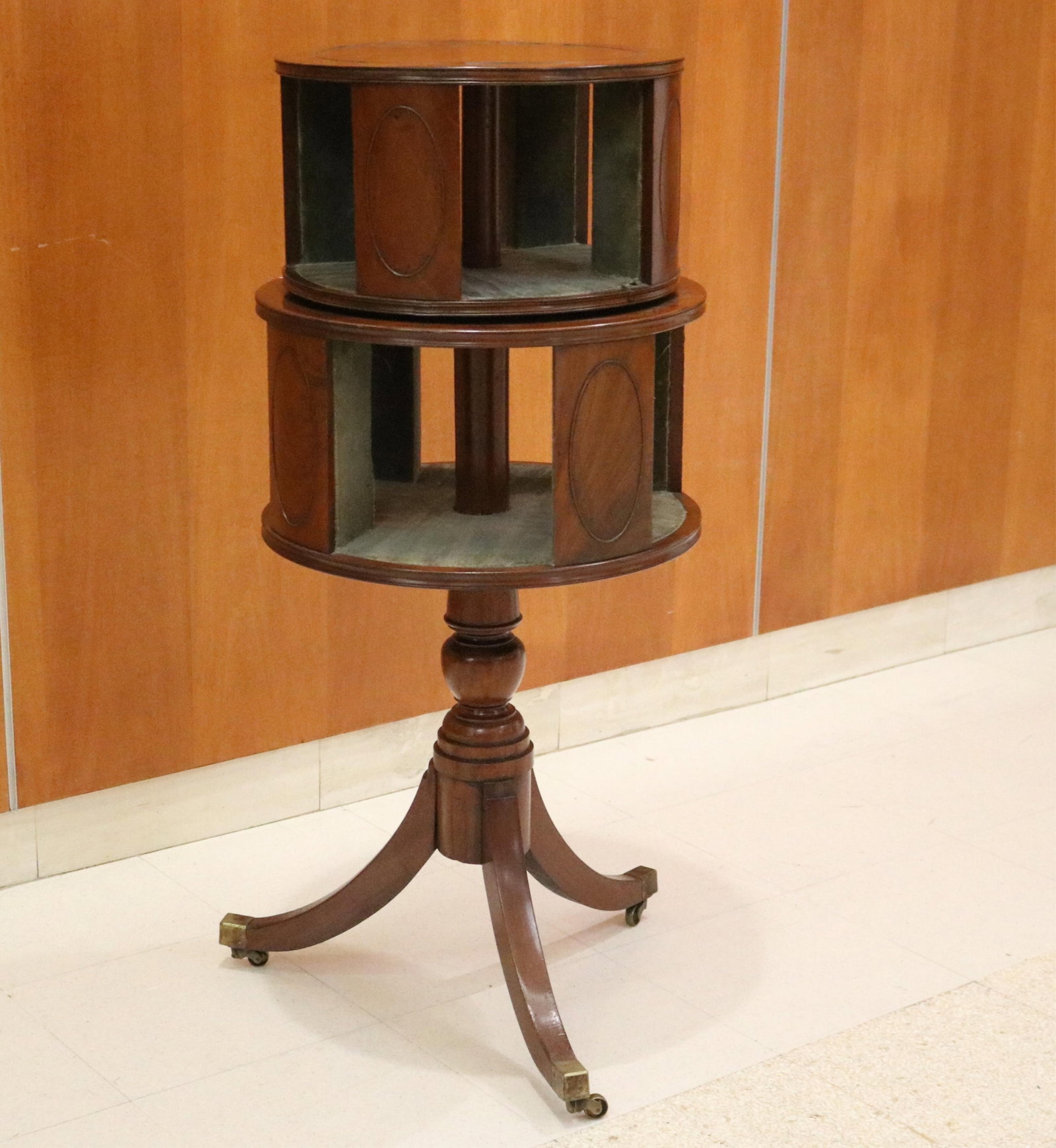 GEORGE III STYLE MAHOGANY YEWWOOD REVOLVING TWO-TIER BIBLI, OTEQUE late 19th-early 20th century - H: (1 of 17)