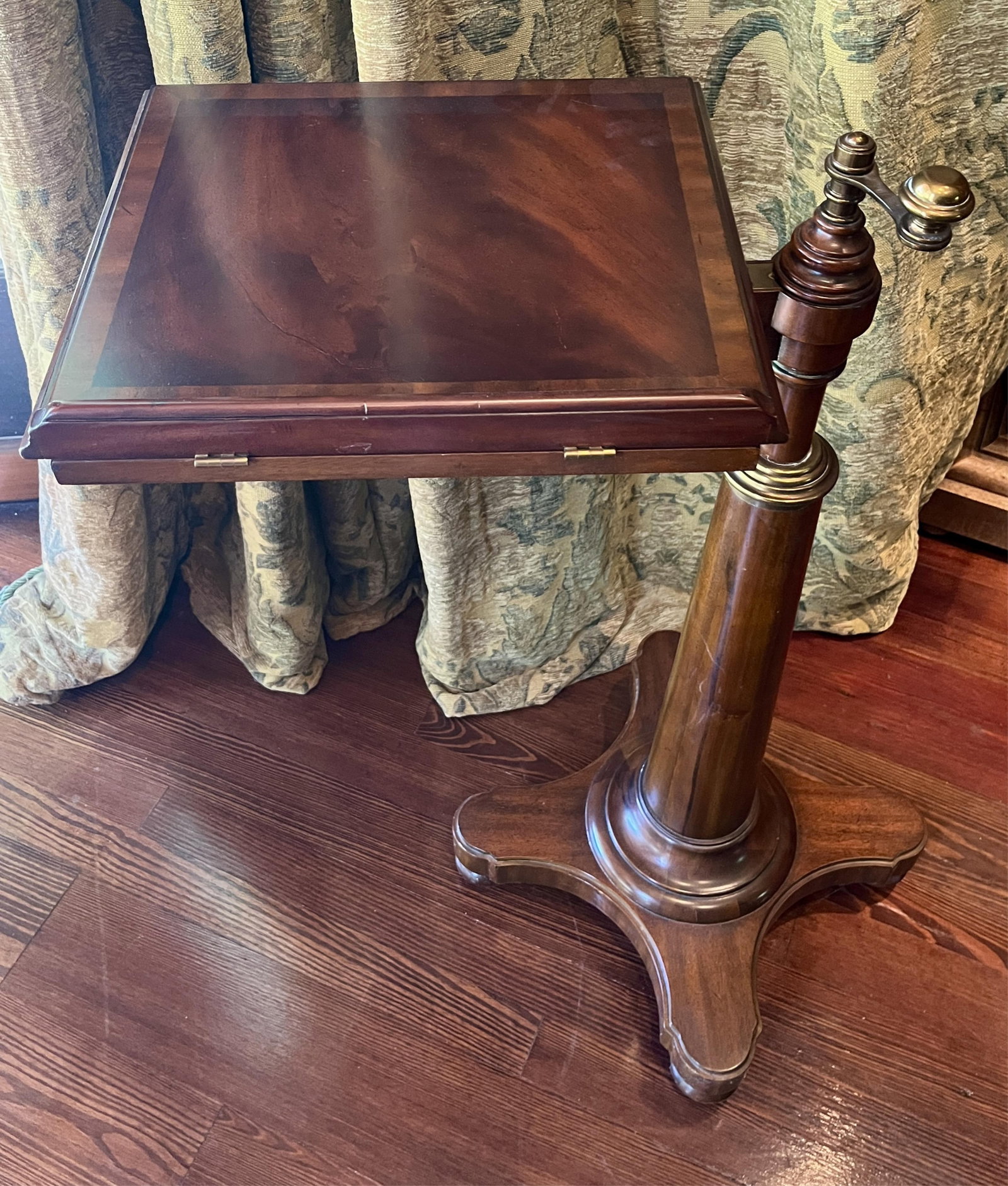 GEORGE IV STYLE MAHOGANY ADJUSTABLE BOOK STAND IN THE REGENCY TASTE - H: 37 IN; W: 14 IN; D: 19 IN. (1 of 4)