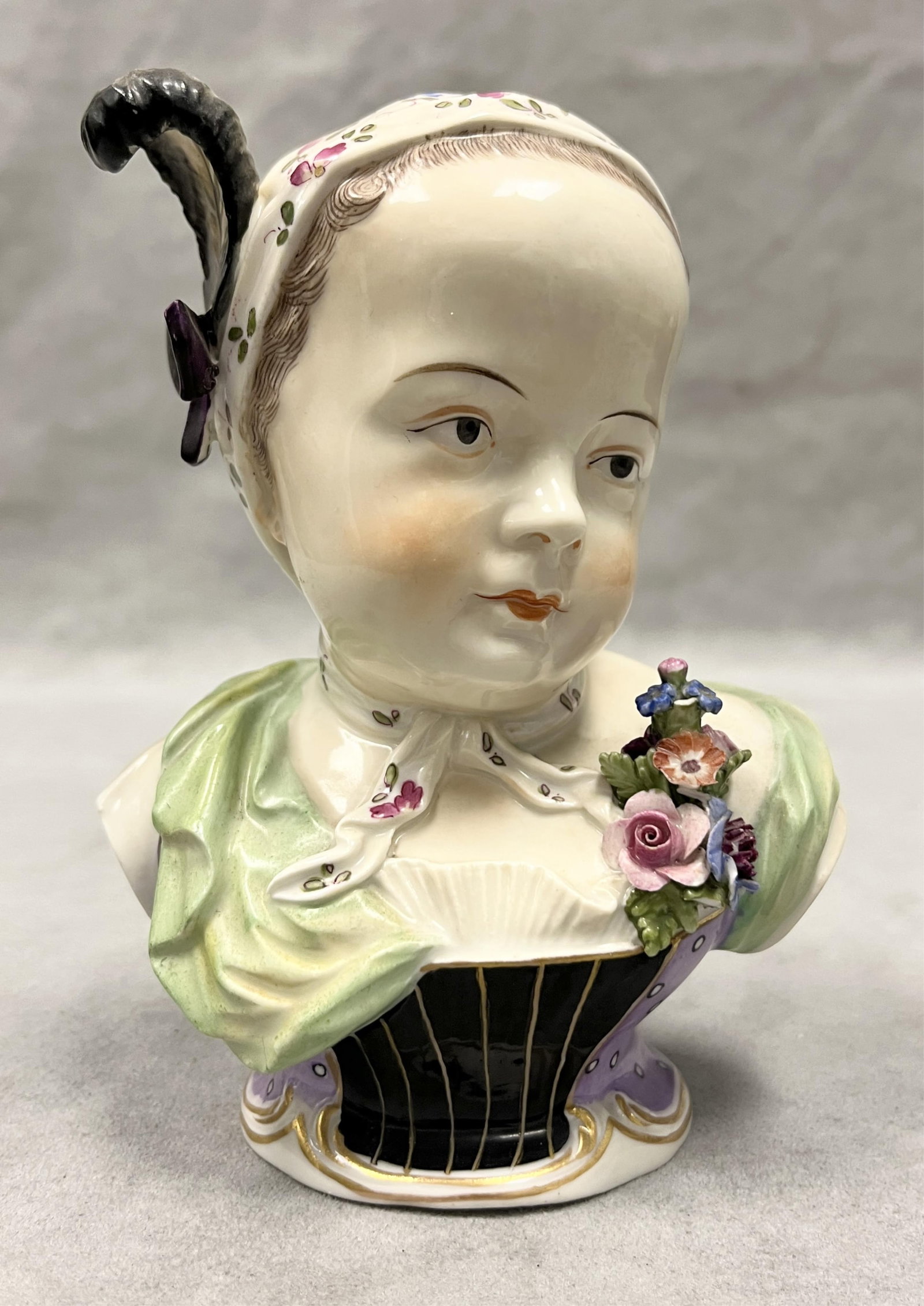 THREE CONTINENTAL POLYCHROME PORCELAIN HEADS OF YOUNG GIRLS - Tallest, H: 6 in.. (1 of 6)