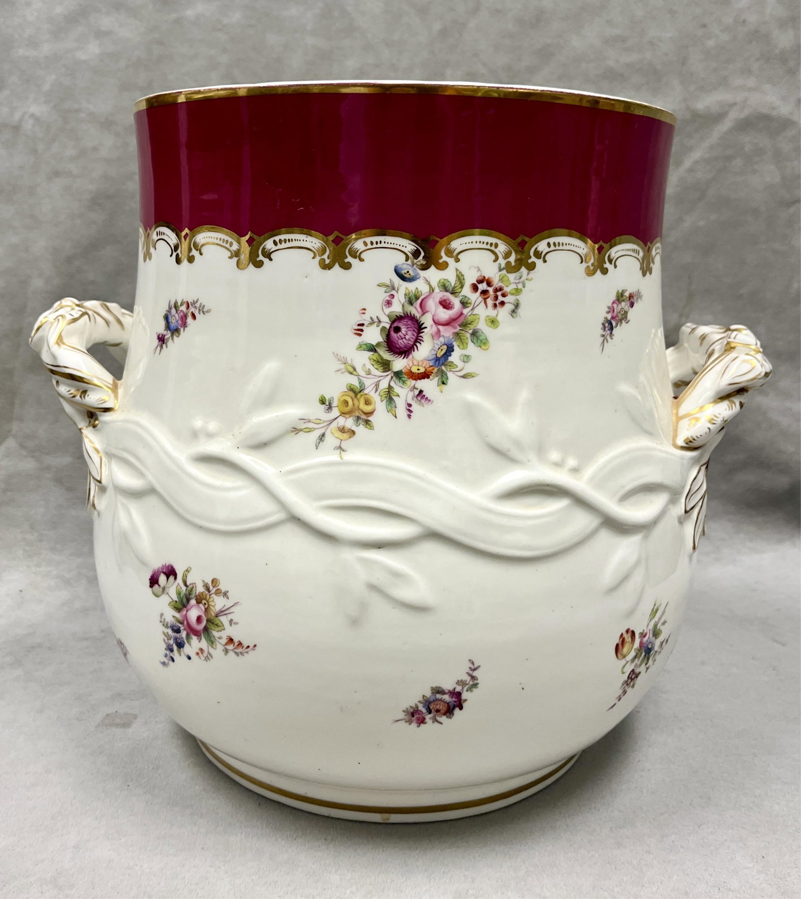 OLD PARIS PORCELAIN FLORAL DECORATED VASE 19th century - H: 11 1/2 in.. (1 of 5)