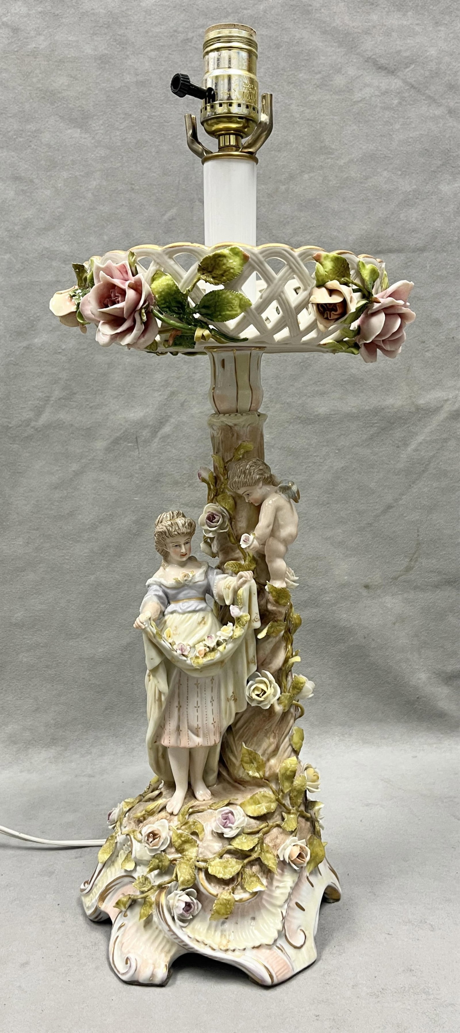 SITZENDORF POLYCHROMED PORCELAIN COMPOTE-FORM TABLE LAMP MODELED WITH MAIDEN AND CHERUB - H: 33 1/2 (1 of 14)
