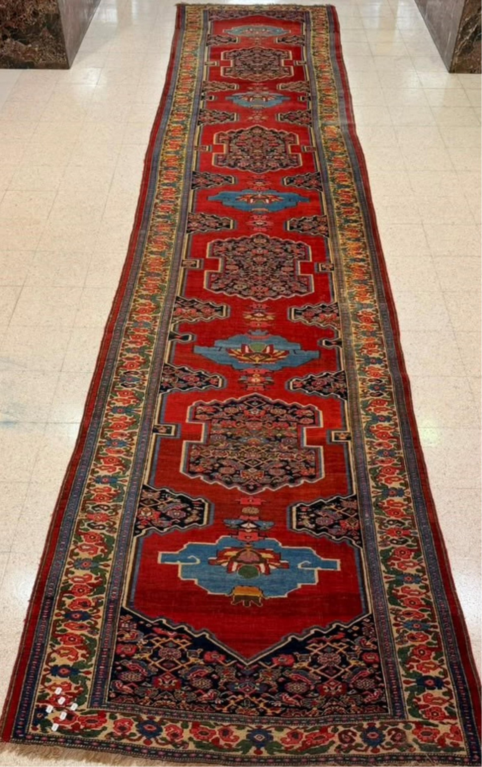 CAUCASIAN WOOL RUNNER - 20 ft. 8 in. x 4 ft. 8 in..: CAUCASIAN WOOL RUNNER 20 ft. 8 in. x 4 ft. 8 in.