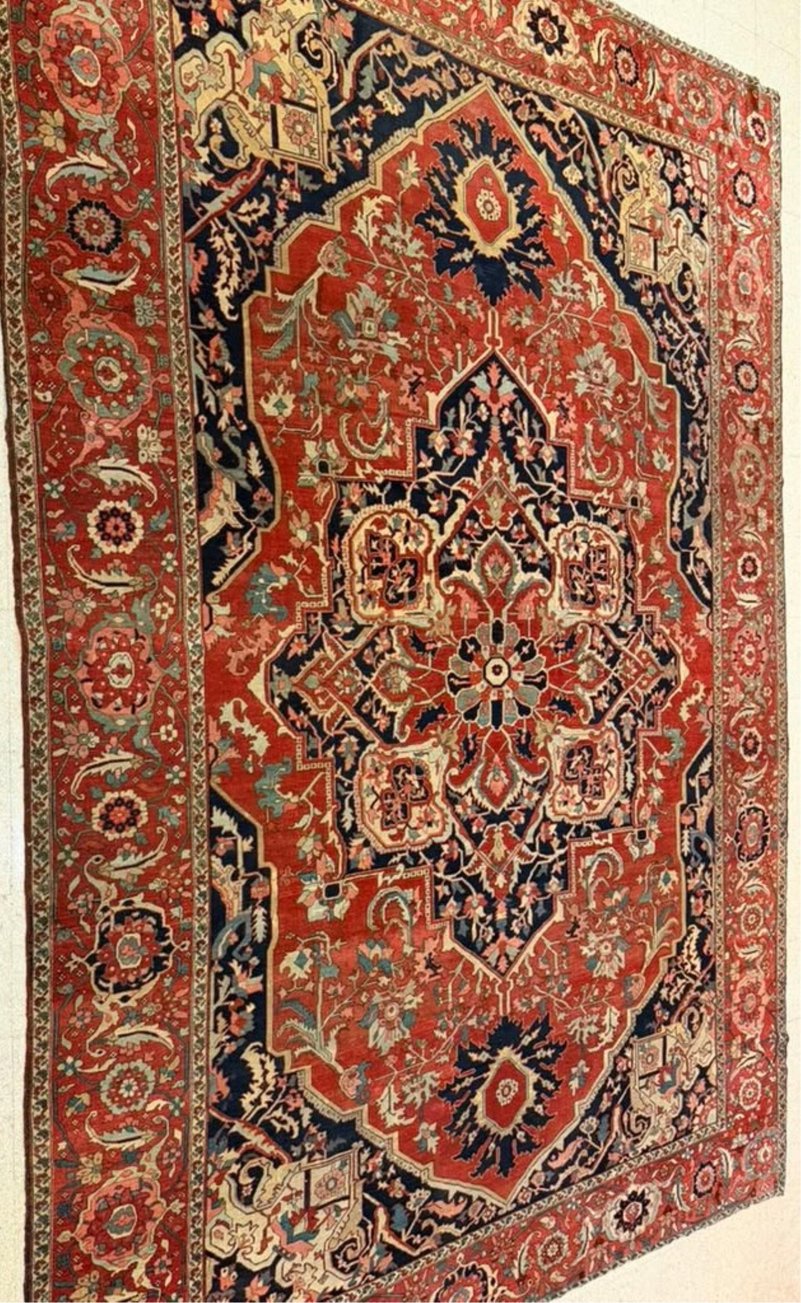 SERAPI (HERIZ) RUG - App. 9 ft. 5 in. x 13 ft. 5 in.. - 6