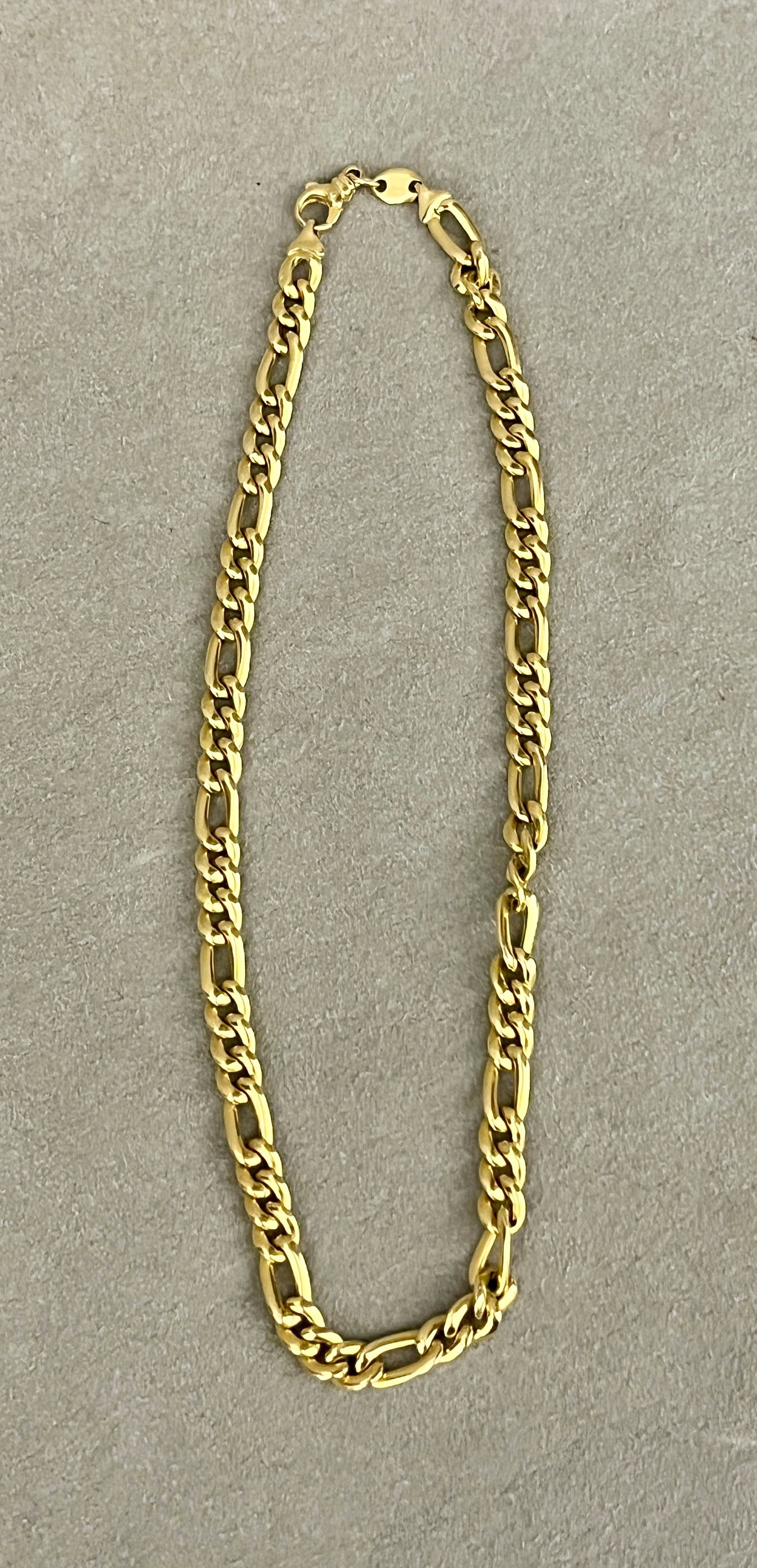 ITALIAN 18K (750) BRIGHT-POLISHED YELLOW GOLD FLEXIBLE FIGARO CHAIN CHOKER Sections of single (1 of 1)