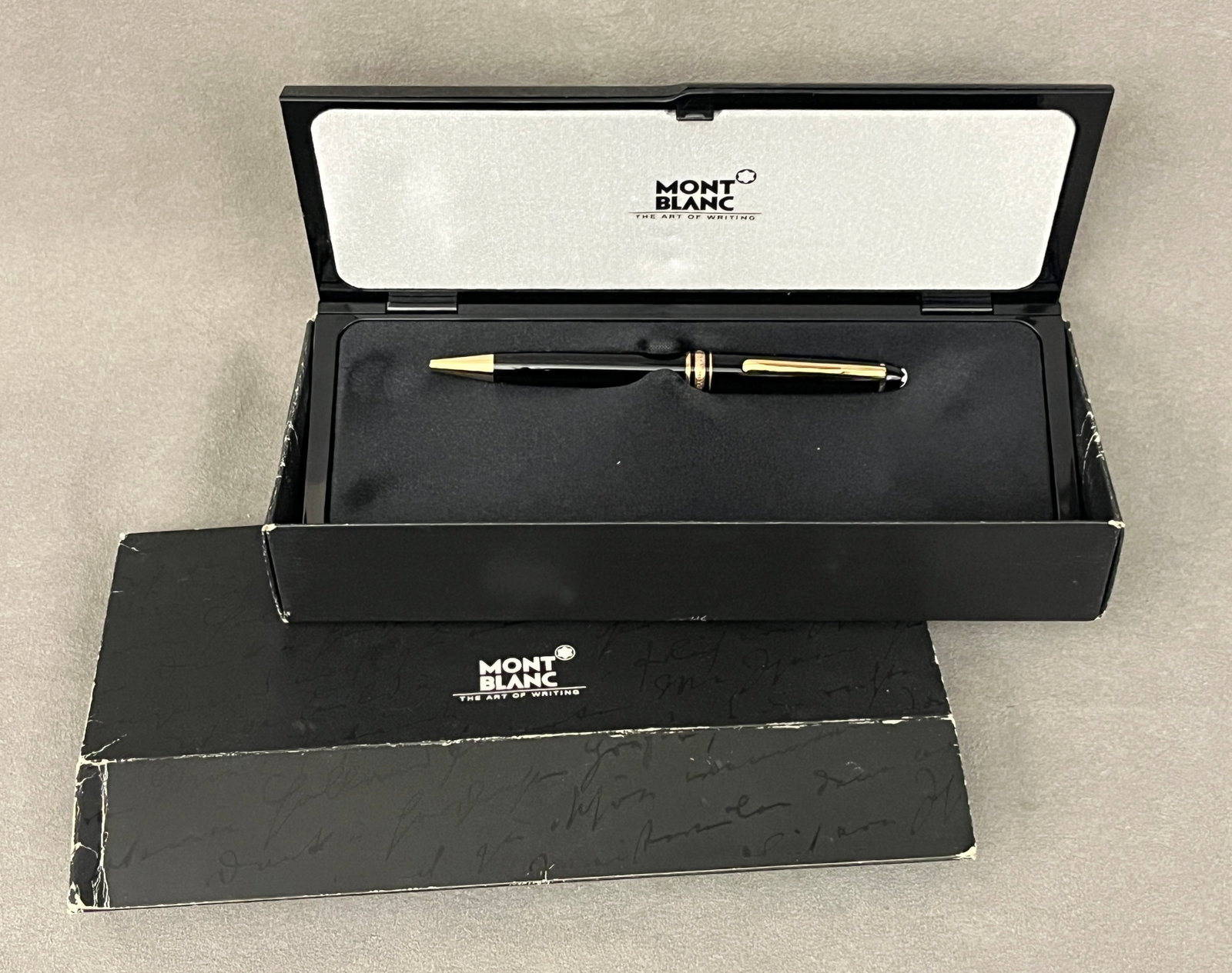 MONT BLANC MEISTERSTUCK BALLPOINT PEN IN BLACK COMPOSITION HINGED CASE With original black outer (1 of 3)