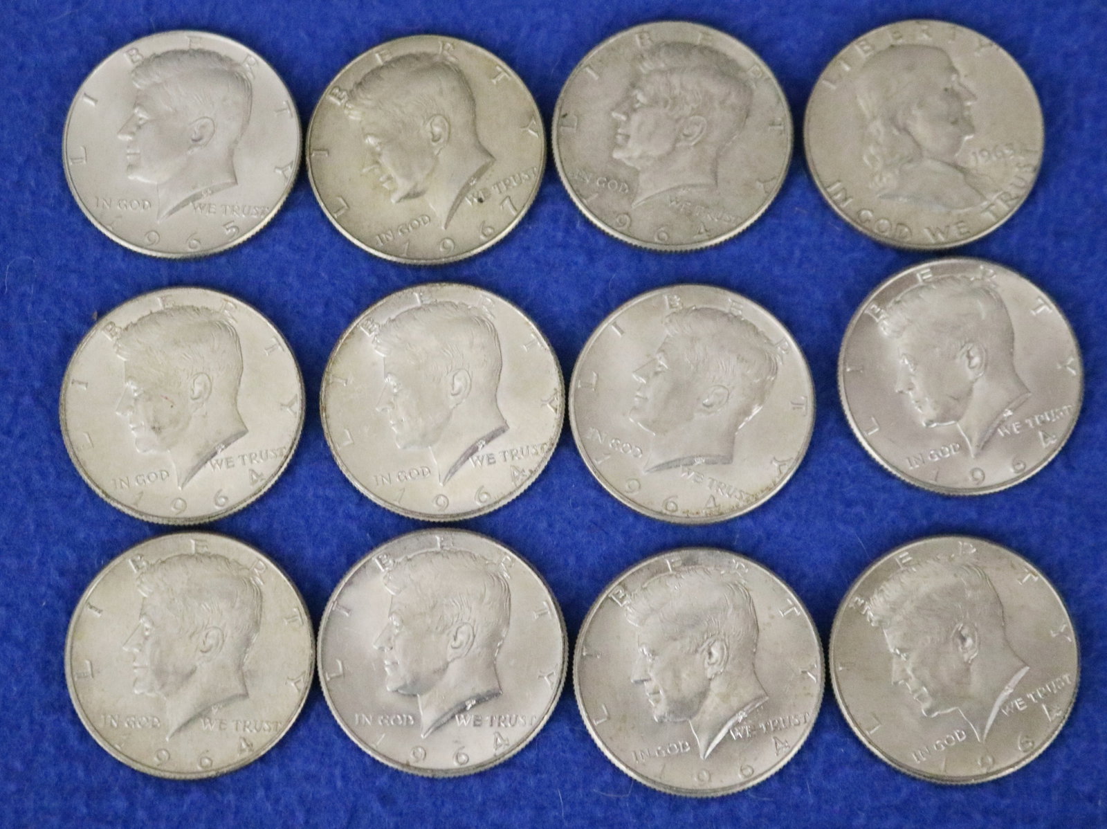 156 U.S. SILVER AND PARTIAL-SILVER HALF DOLLARS 19th and 20th century Including four Seated (1 of 13)