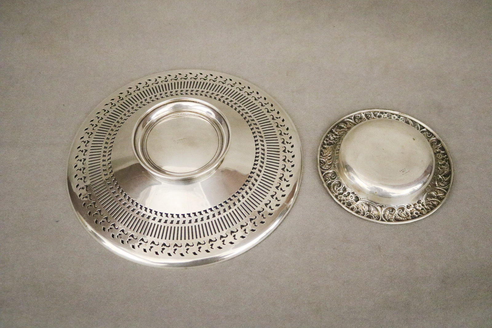 TWO PIECES STERLING SILVER TABLEWARE - . - 3