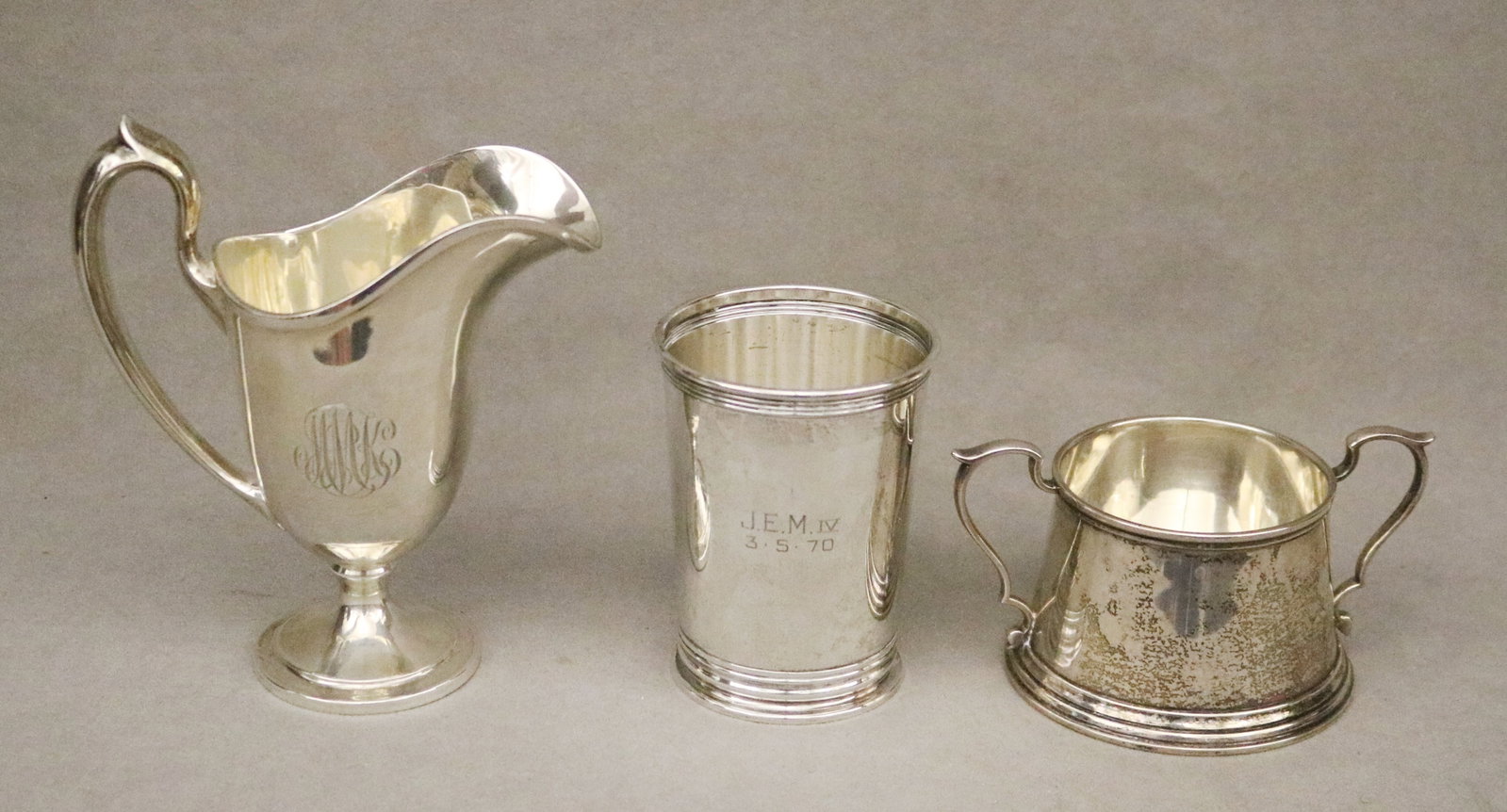 THREE STERLING SILVER TABLE ITEMS - Creamer, H: 6 in. Wt. 16.8 troy oz.. (1 of 6)