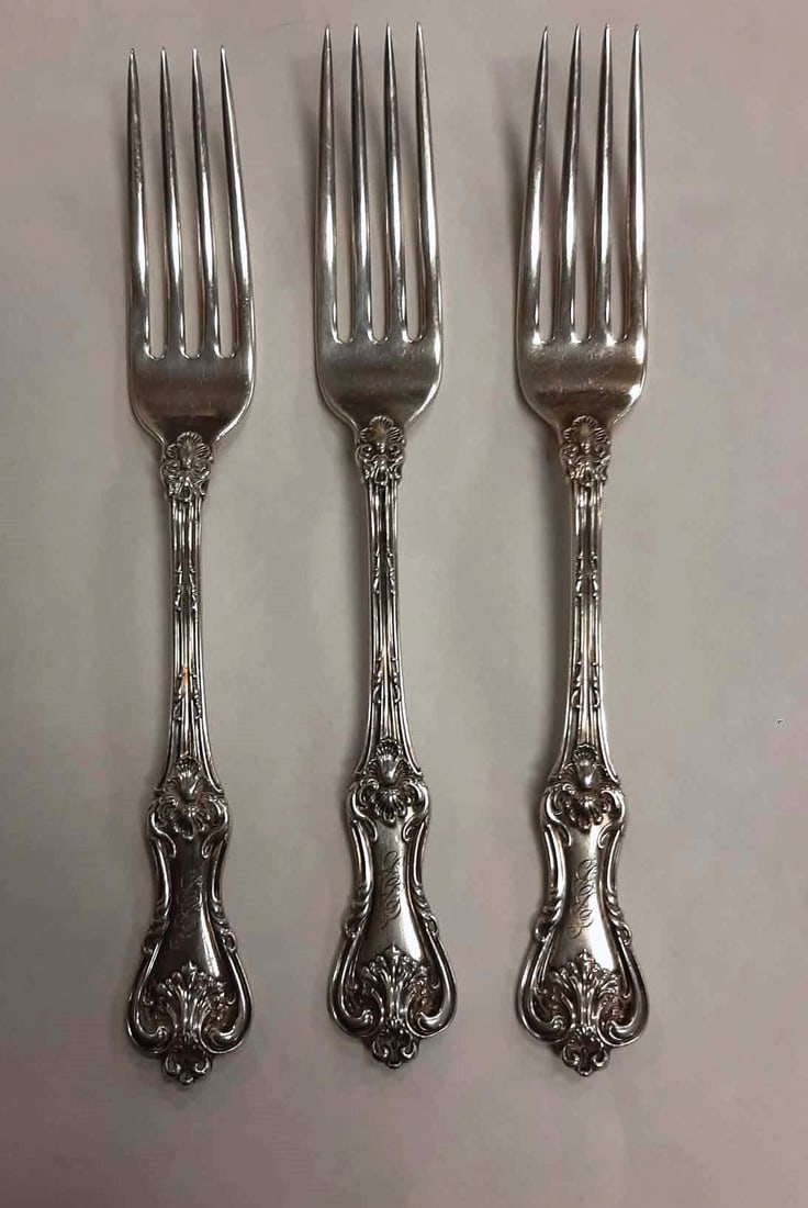 SET TWELVE FRANK SMITH CO. "FEDERAL COTILLION" PATTERN STERLING SILVER DINNER FORKS - Wt. 25 troy (1 of 4)