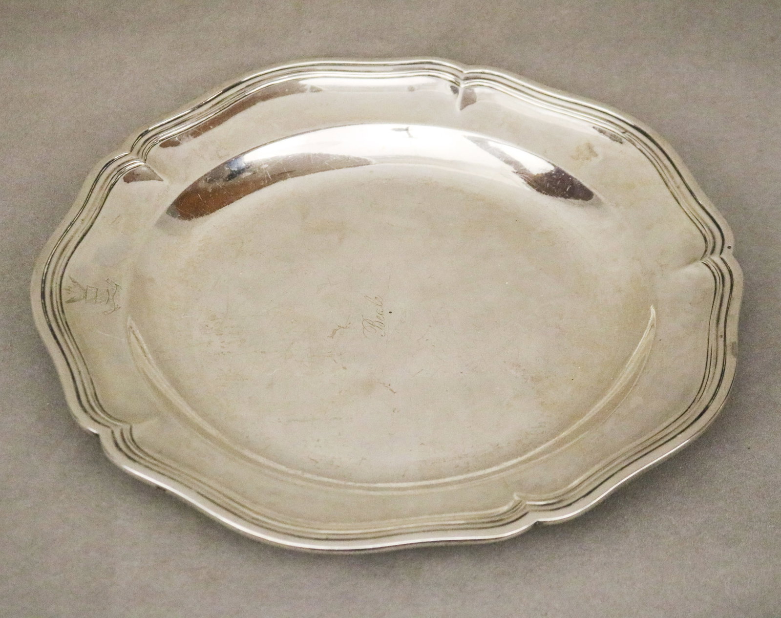 CONTINENTAL SILVER PLATE IN THE CHIPPENDALE TASTE 18th century - D: 12 1/8 in. Wt. 30.2 troy oz.. (1 of 5)