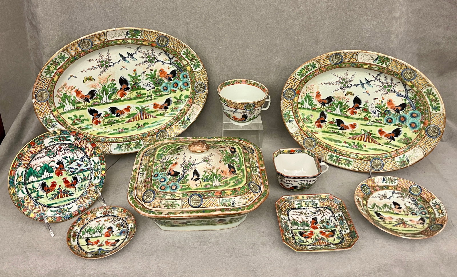 58 PIECES CHINESE ROOSTER DECORATED FAMILLE ROSE GUANCAI PORCElAIN - . (1 of 20)
