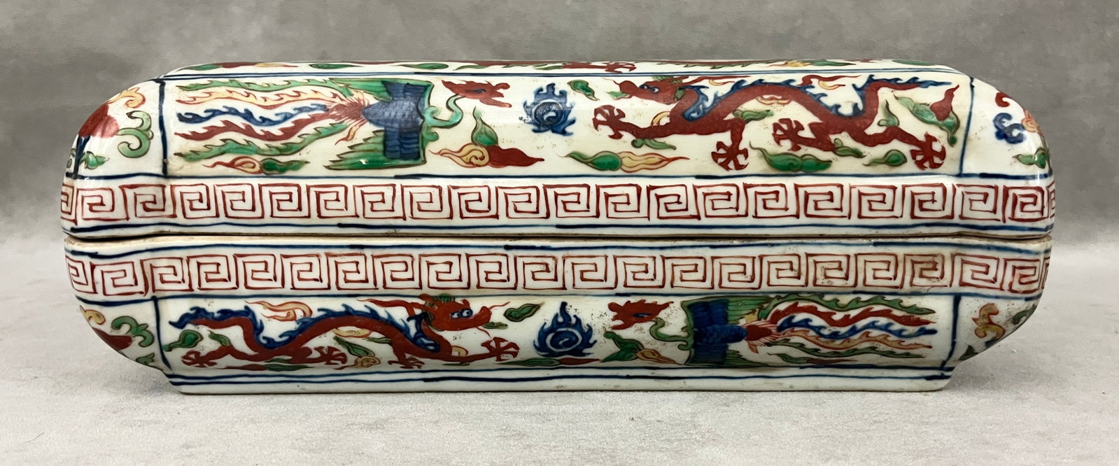 CHINESE WUCAI PORCELAIN RECTANGULAR LIFT-COVER STATIONERY BOX WITH DRAGON, PHOENIX, AND FLORAL (1 of 8)