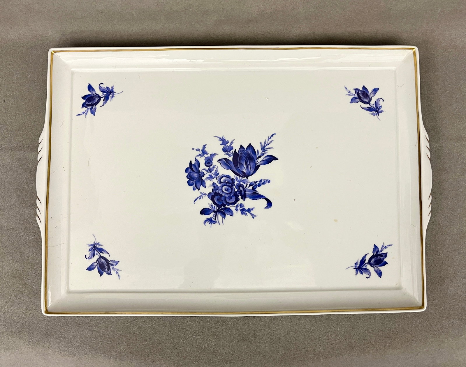 RICHARD GINORI PORCELAIN RECTANGULARTRAY WITH PURPLE-BLUE FLORAL DECORATION - 16 3/8 in. x 11 in.. (1 of 7)
