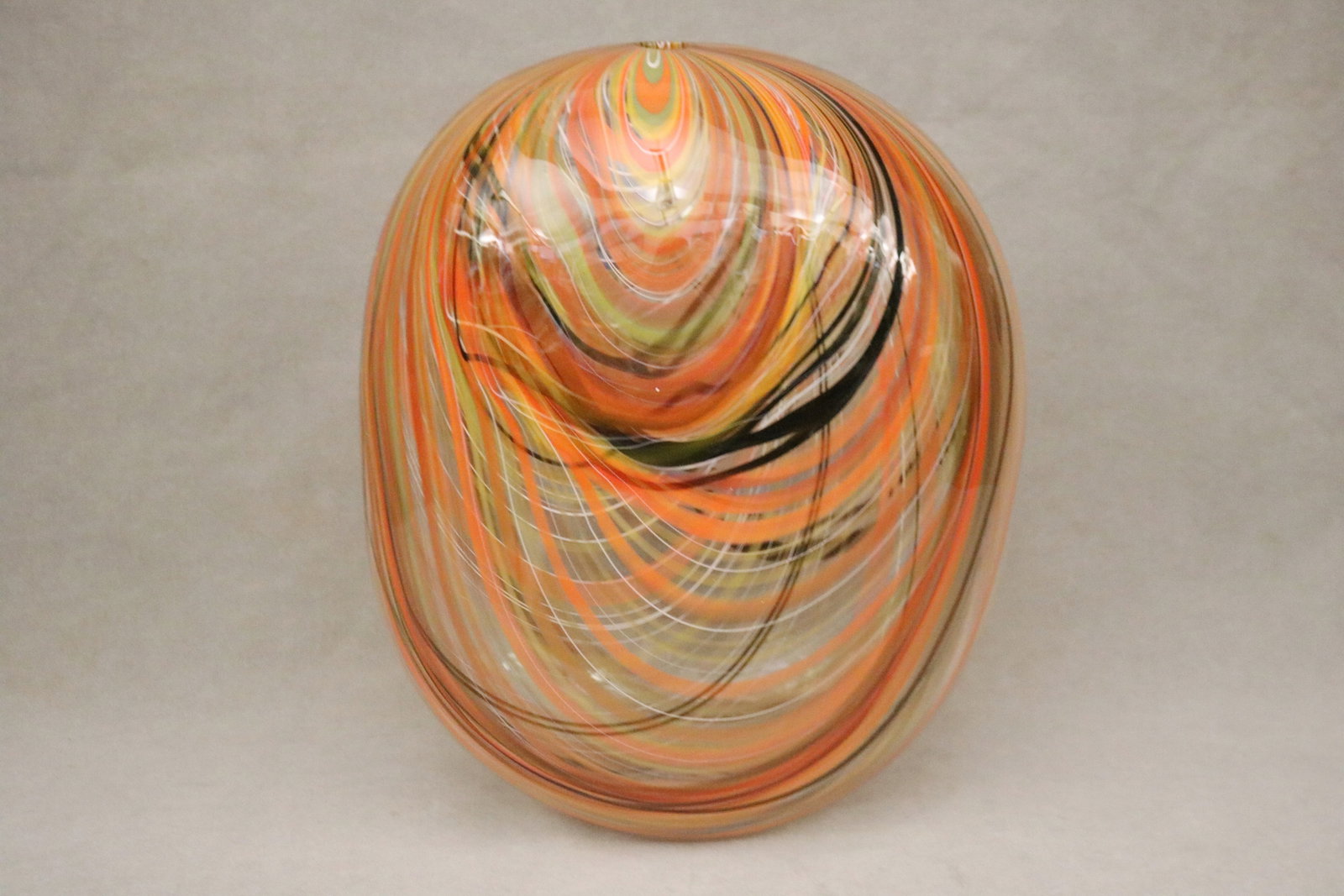 MURANO ART GLASS OVAL VASE BY ARTIST GIANLUCE (LUCA) VIDAL - H: 13 1/2 in.. (1 of 5)