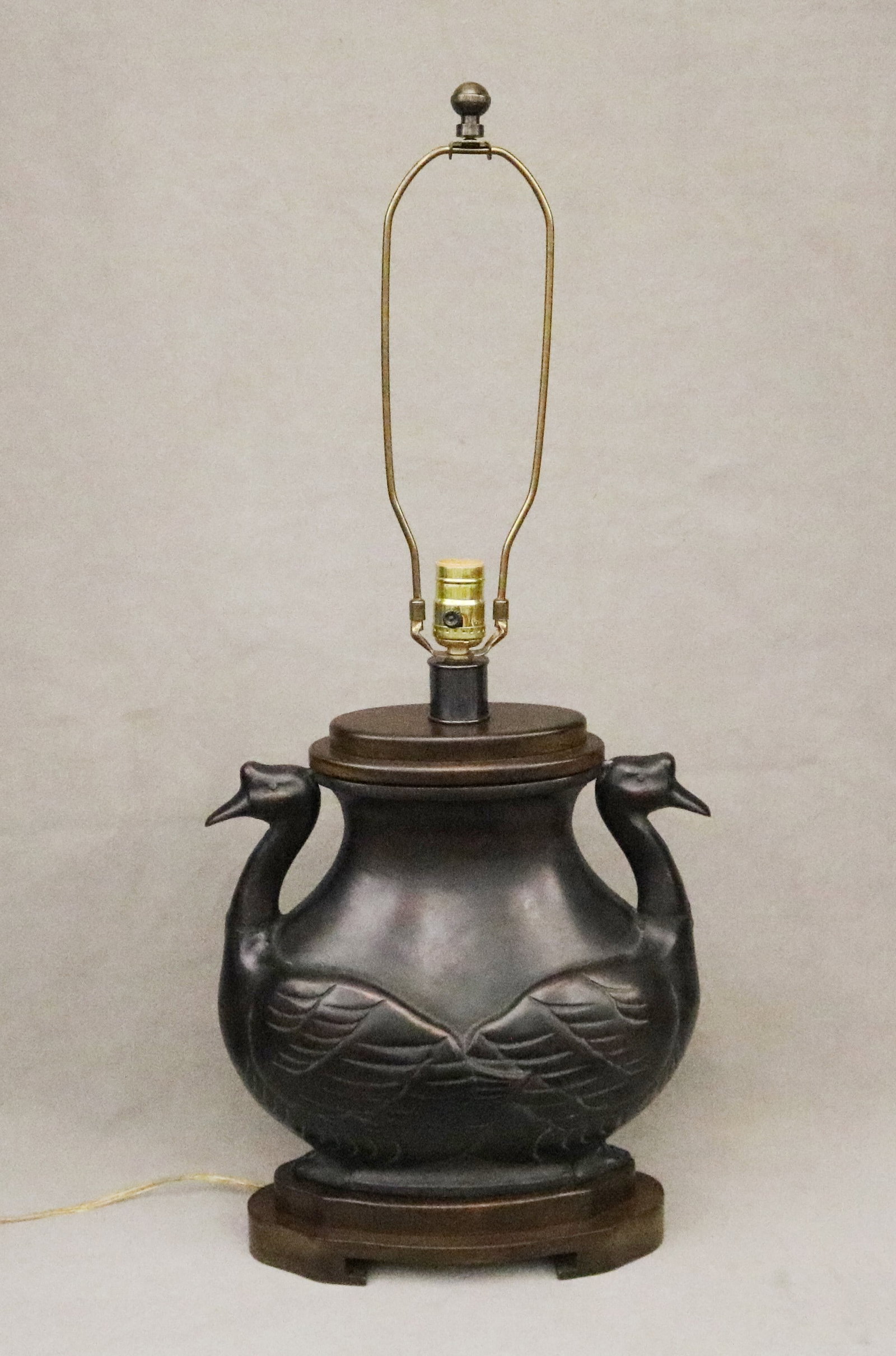 BROWN-BLACK PATINATED METAL VESSEL-FORM TABLE LAMP WITH RELIEF DOUBLE GOOSE DECORATION - H: 30 1/2 (1 of 6)