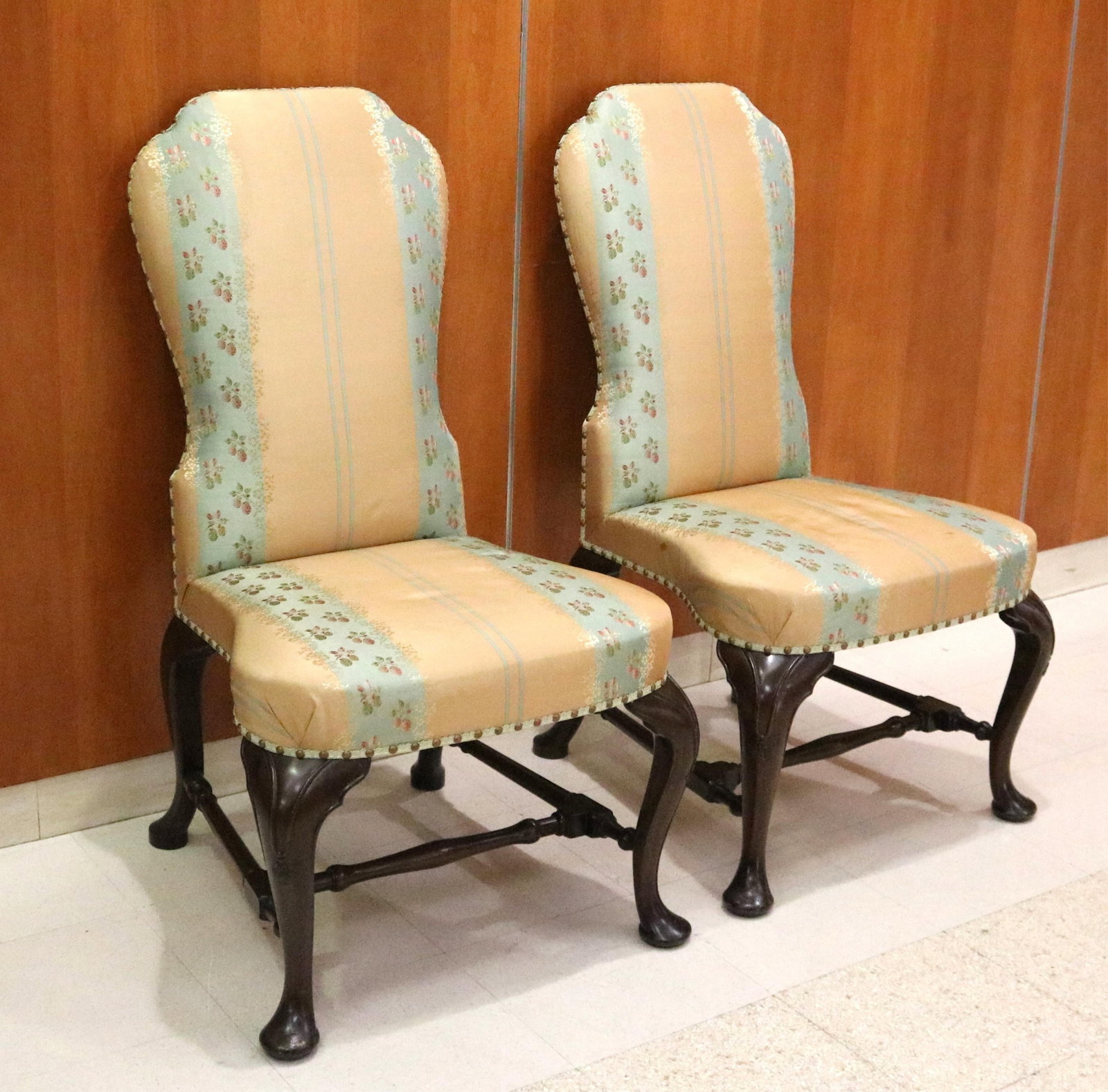 PAIR QUEEN ANNE STYLE MAHOGANY UPHOLSTERED SIDE CHAIRS WITH BALLOON BACKS AND SEATS - H: 41 1/2 in.; (1 of 20)