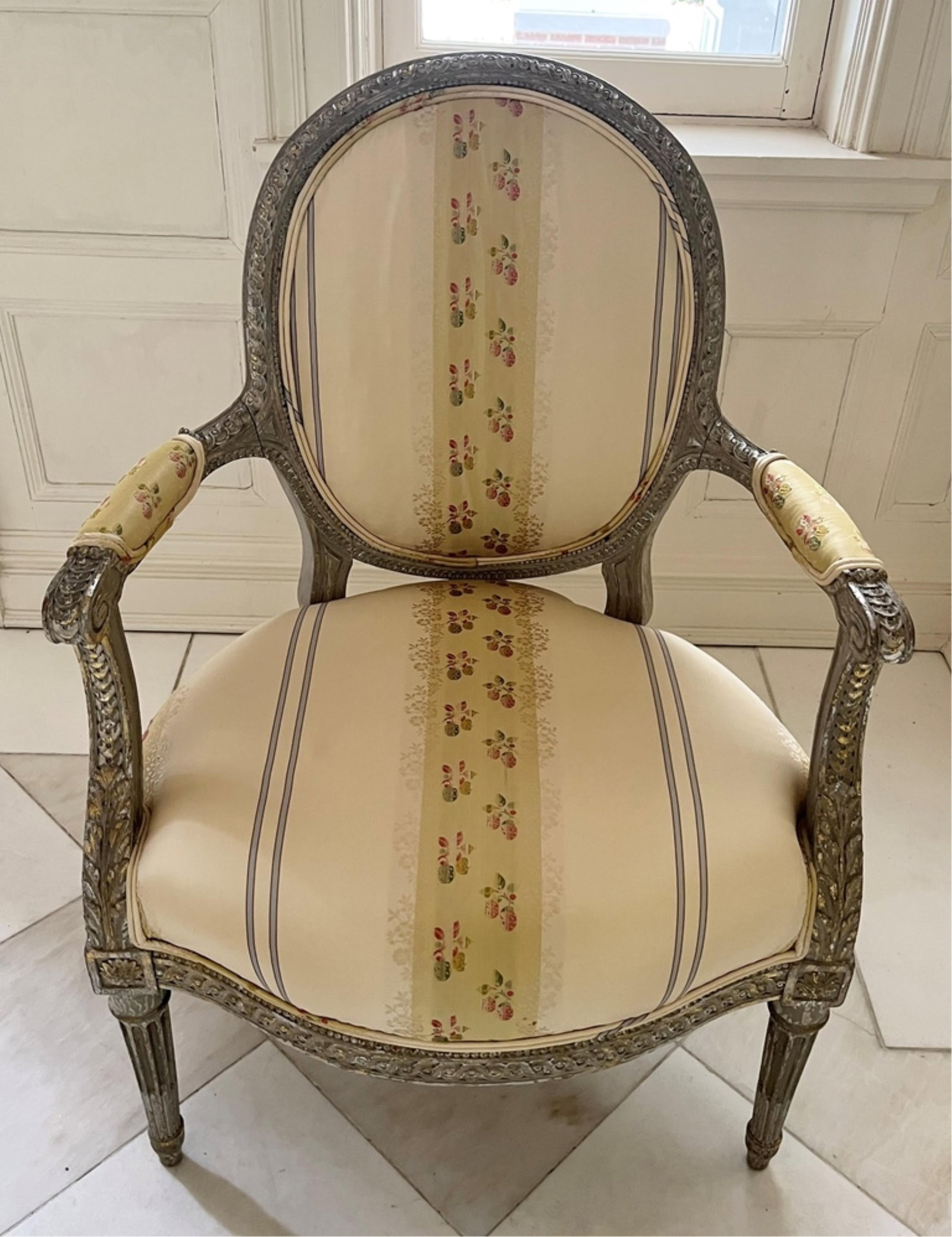 PAIR LOUIS XVI CARVED AND UPHOLSTERED FAUTEUILS WITH SILVERED AND GRAY WASHED FRAMES - H: 36 IN; W: (1 of 7)