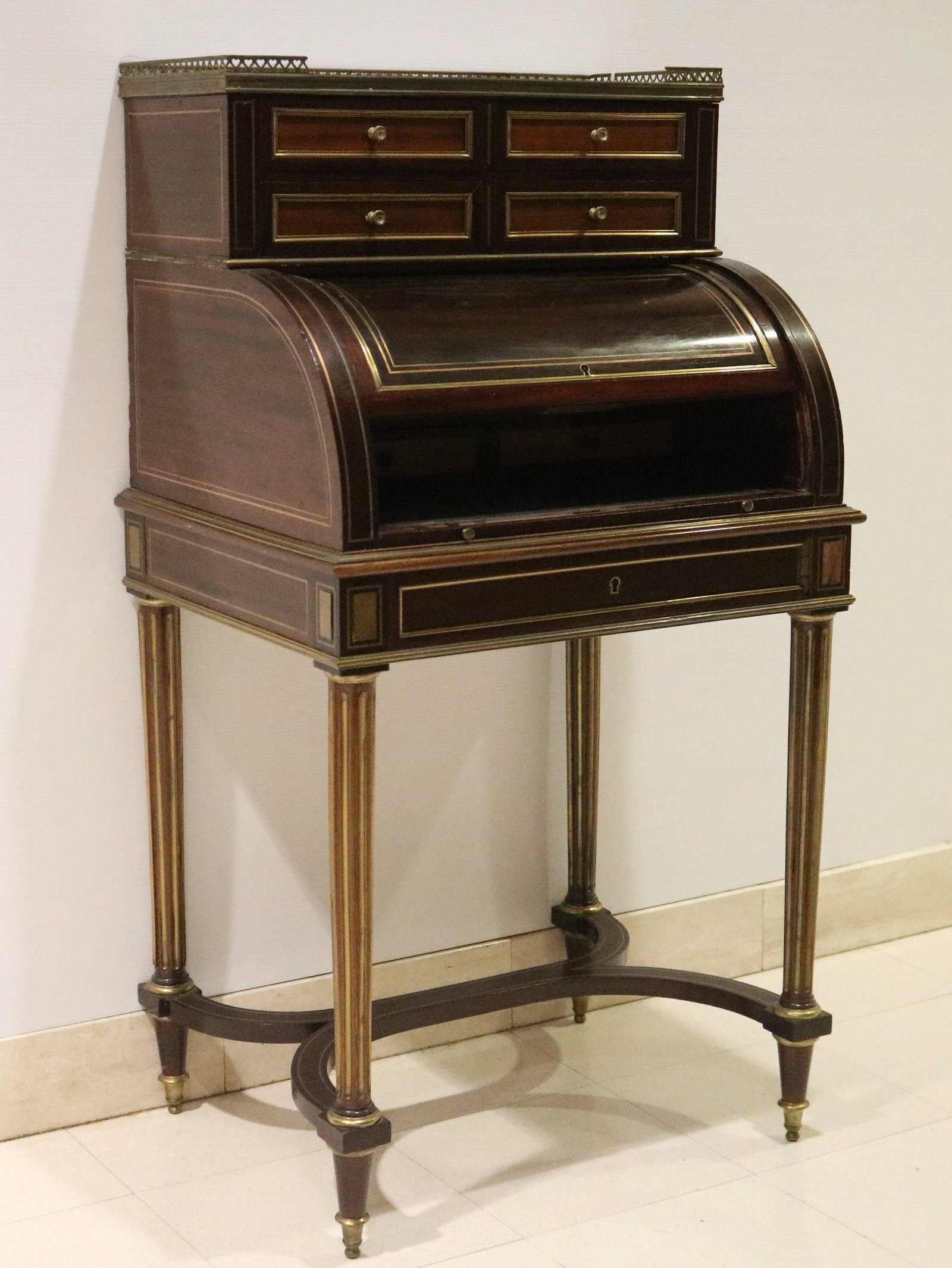 FRENCH NEOCLASSICAL BRASS-INLAID MAHOGANY SMALL ROLL-TOP WRITING DESK - H: 46 7/8 in. W: 25 1/2 in. (1 of 10)