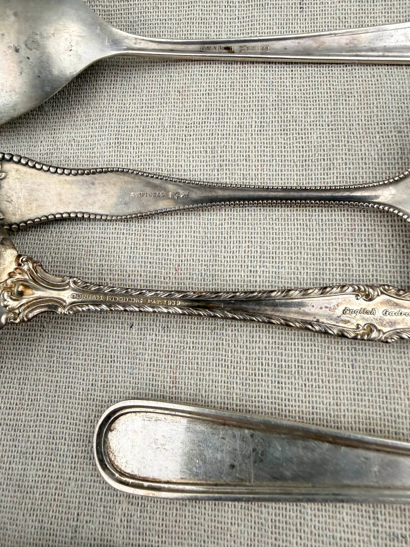10 ASSORTED ITEMS STERLING SILVER FLATWARE - Wt. 16.2 troy oz.. - 12