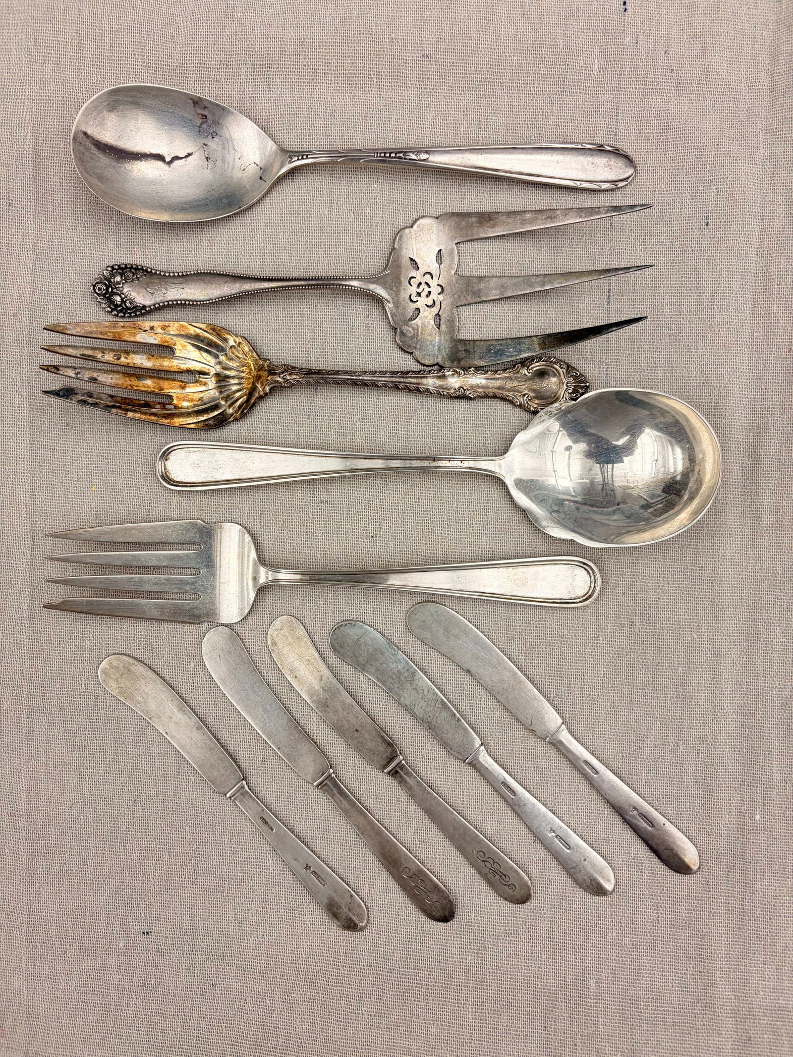 10 ASSORTED ITEMS STERLING SILVER FLATWARE - Wt. 16.2 troy oz.. (1 of 16)