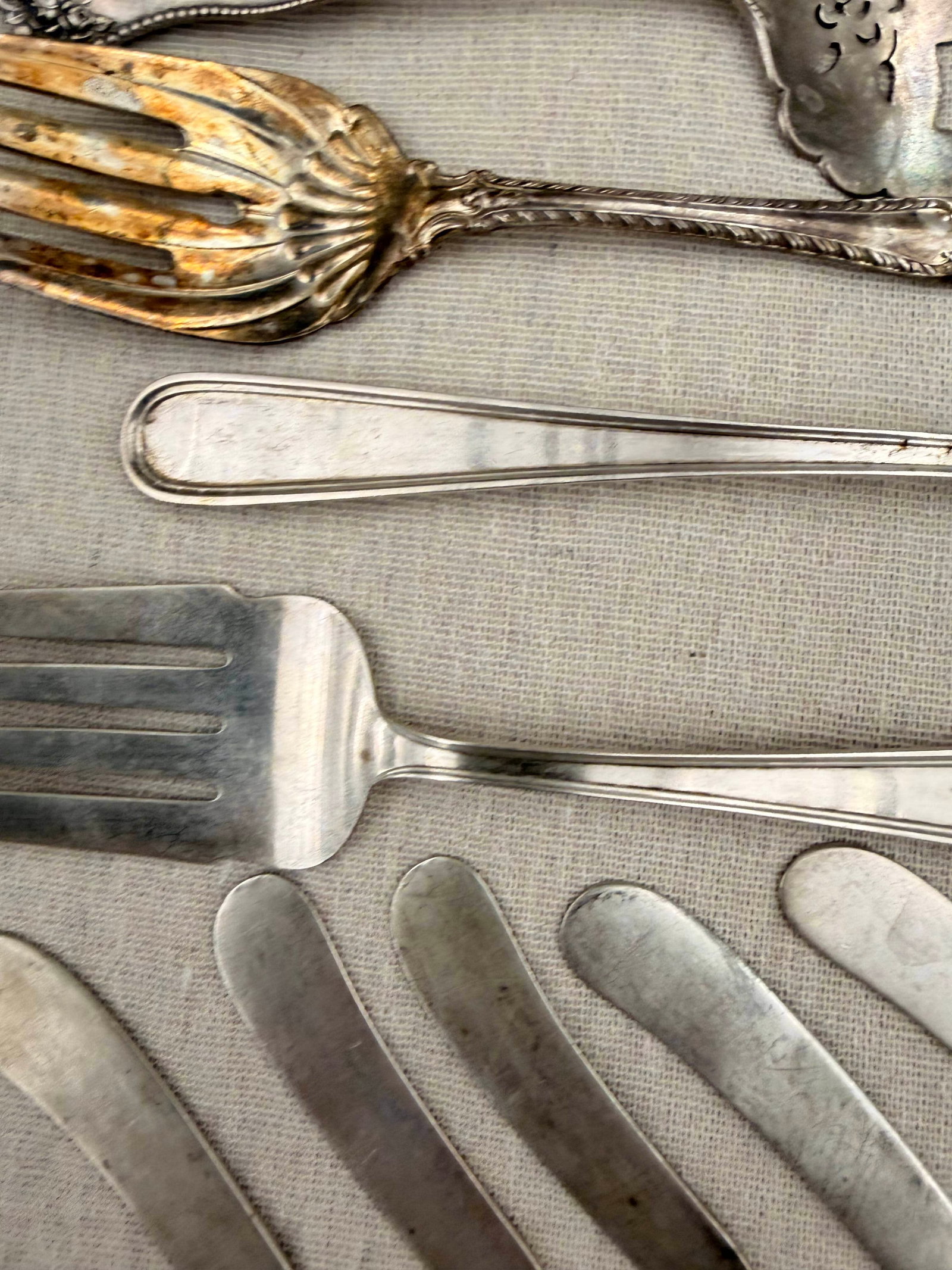 10 ASSORTED ITEMS STERLING SILVER FLATWARE - Wt. 16.2 troy oz.. - 6
