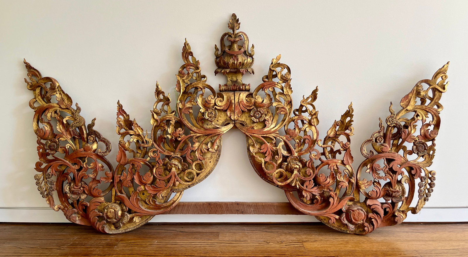 CARVED AND GILDED THAI / BURMESE ARCHITECTURAL CROWN ORNAMENT 19th century - height: 34 inches; (1 of 6)