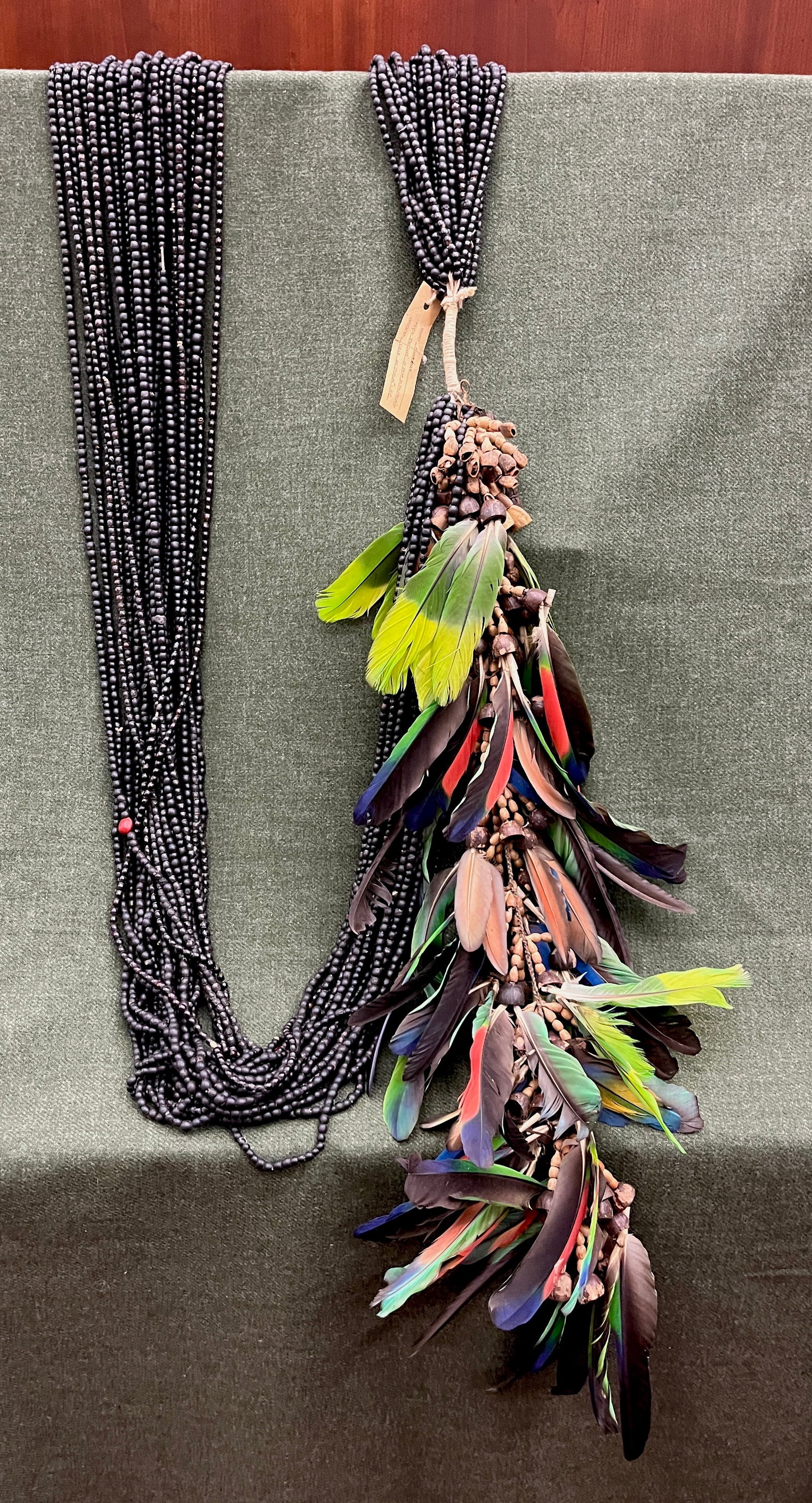 BRAZILIAN ASHANINKA TRIBE FEATHER AND SEED BEAD BODY ORNAMENT (TXOSHKI), VALE DO JURU?, ACRE - .: BRAZILIAN ASHANINKA TRIBE FEATHER AND SEED BEAD BODY ORNAMENT (TXOSHKI), VALE DO JURU?, ACRE Ashaninka ethnographic body ornament (txoshki) originating from the Vale do Jurua region in Acre, Brazil. T