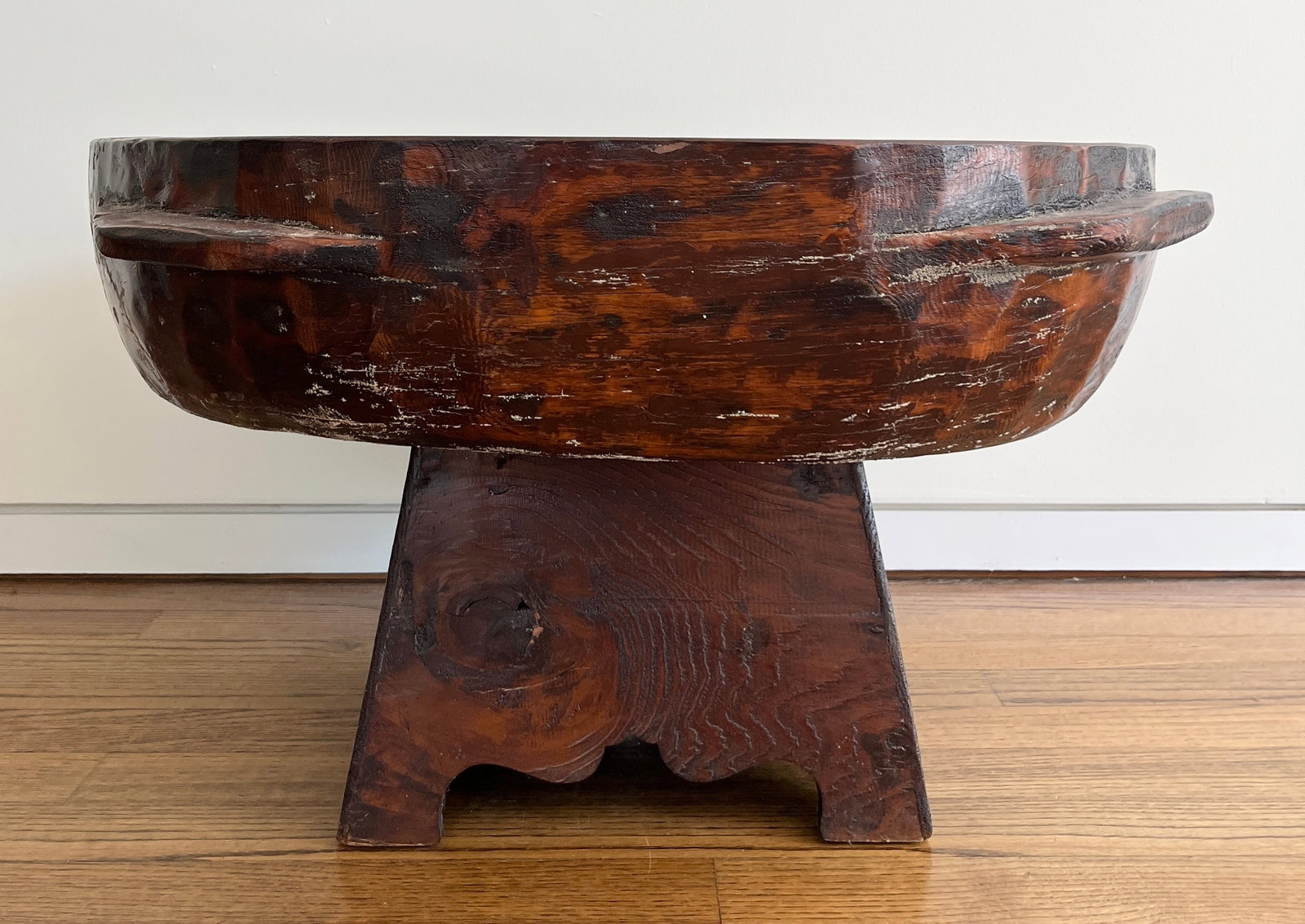 LARGE ASIAN HAND-CARVED WOODEN BASIN ON INTEGRATED STAND - H: 17 1/4 in. At top, 26 1/2 in. x 25 (1 of 7)