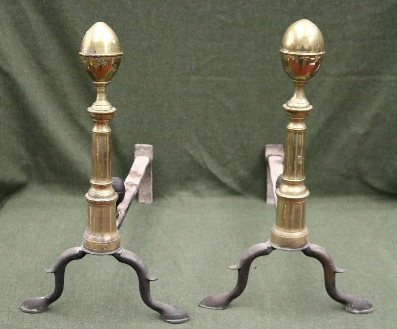 PAIR AMERICAN BRASS LEMON-TOP ANDIRONS - H: 18 1/2 in.. (1 of 6)