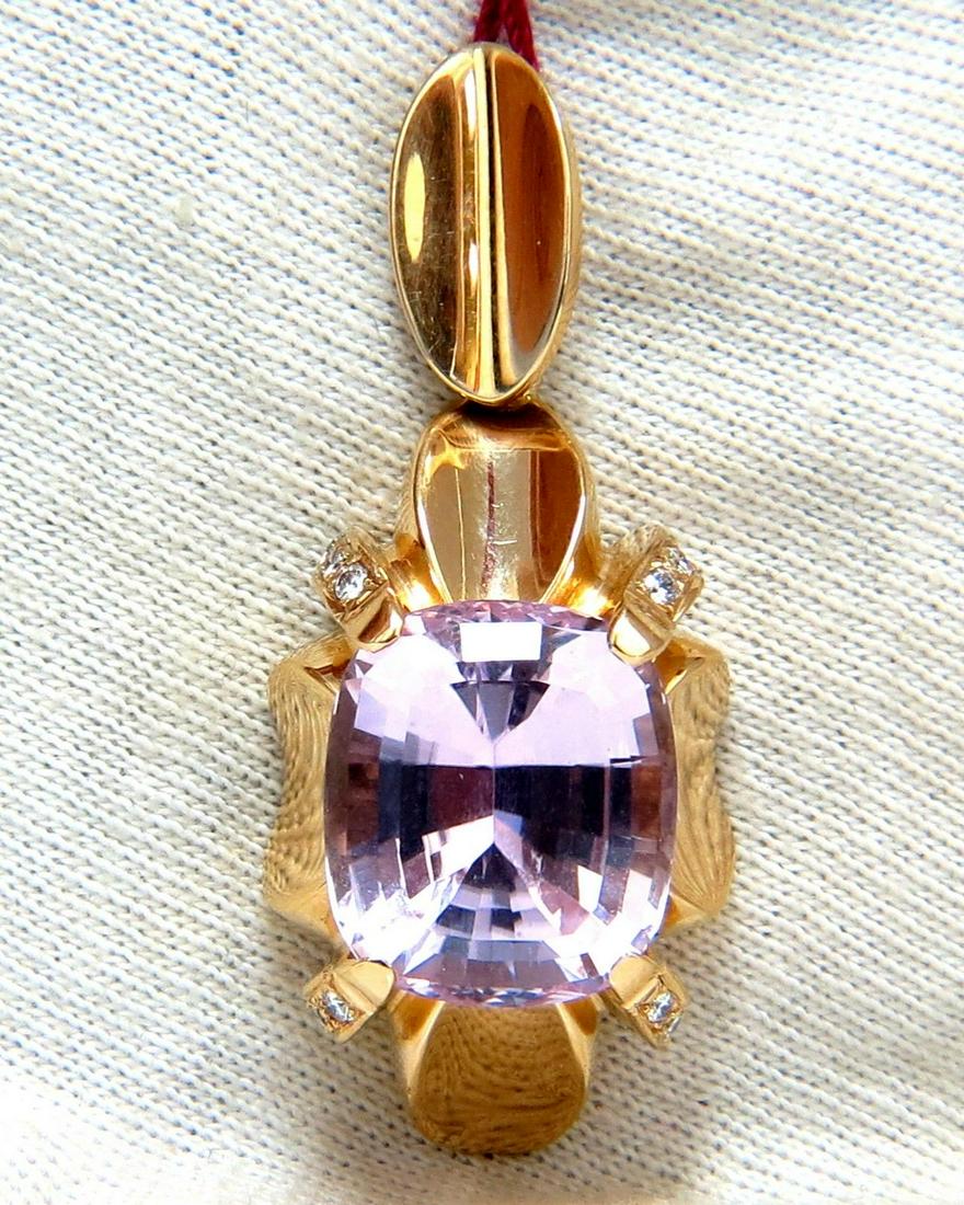 18.50ct Natural Kunzite Pendant 14kt (1 of 4)