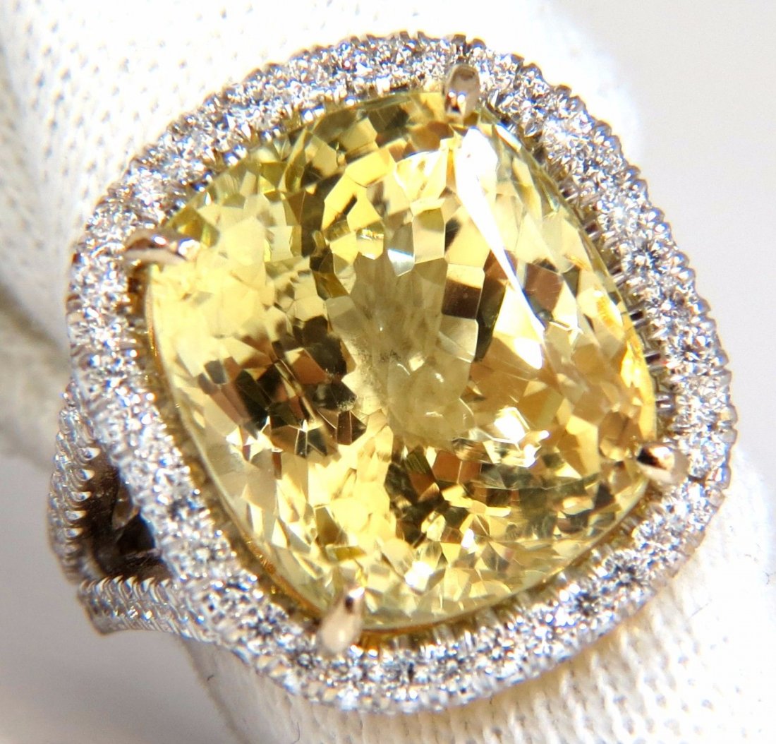 AGL Certified 22.76ct natural No heat Yellow sapphire (1 of 9)