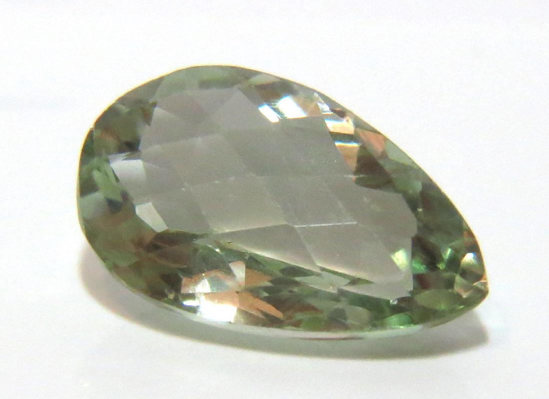 NATURAL 14.3CT GREEN COLOR AMETHYST AAA (1 of 3)