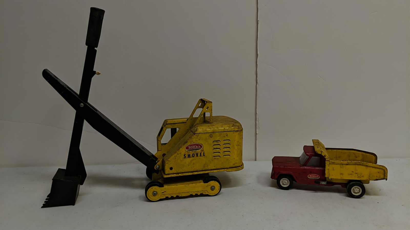 Vintage Tonka Steam Shovel & Dump Truck: used condition steam shovel is 24" L x 8 1/2" t dump truck is 9 1/2" L x 4" w