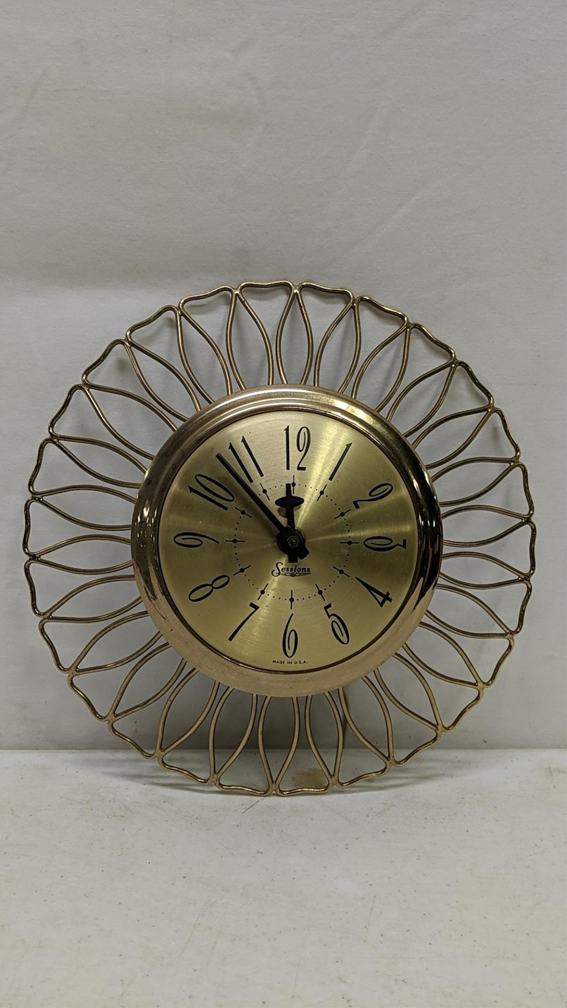 Sessions Mid Century Electric Clock (1 of 2)