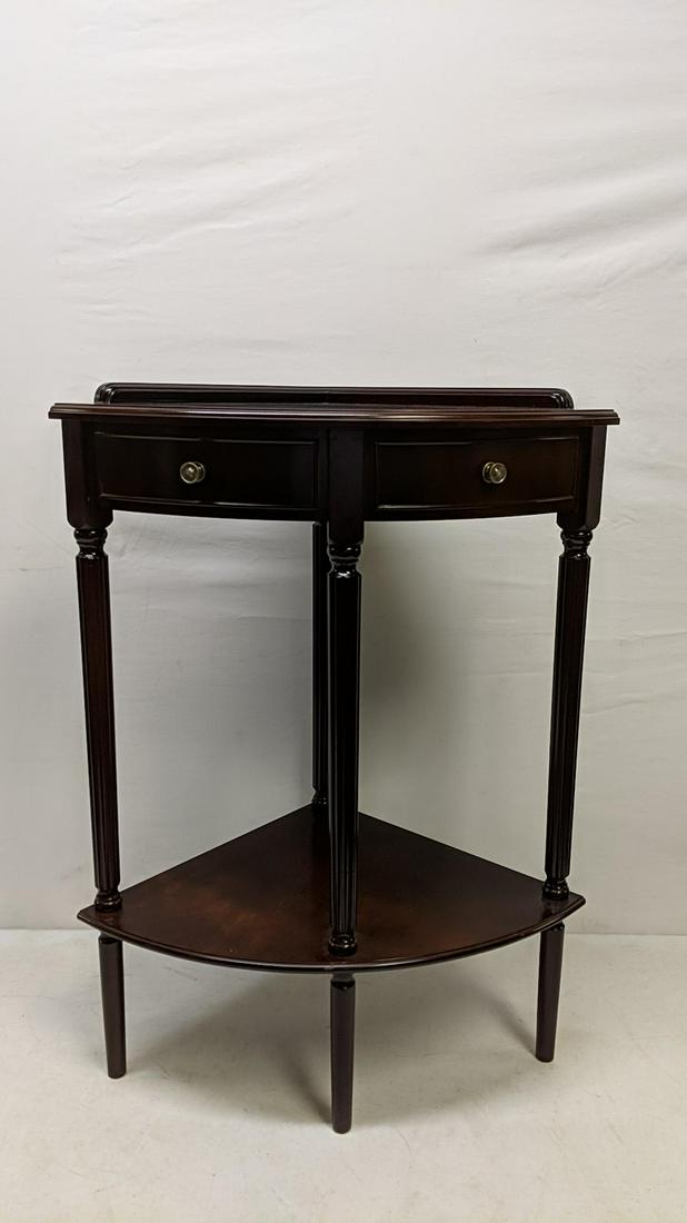 Mahogany corner table: 31" t x 22" w x 16" D good condition