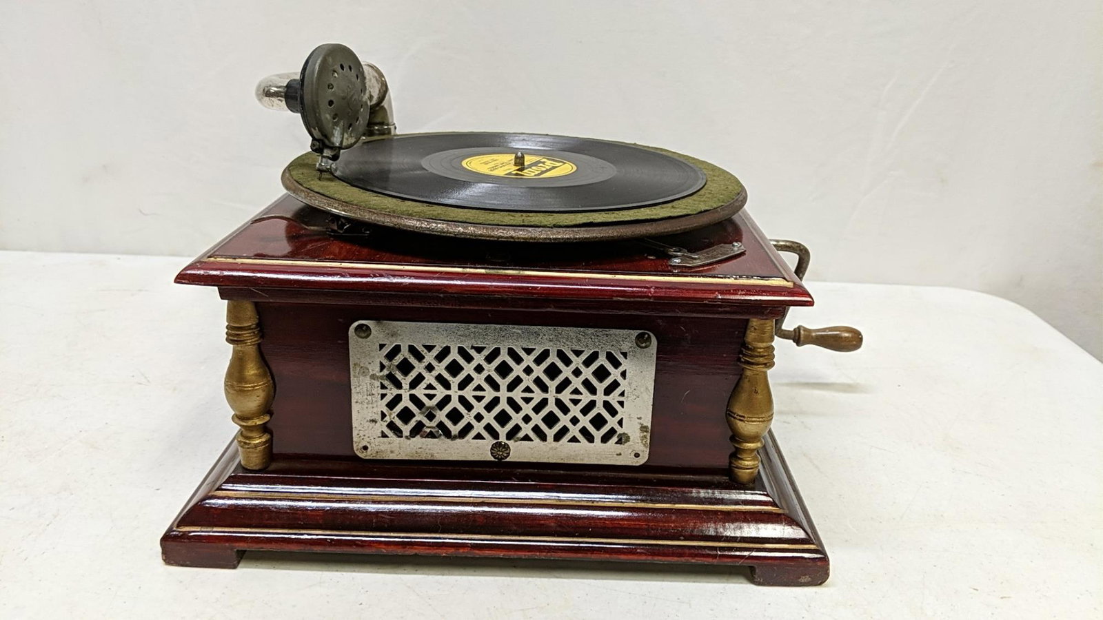 Table Top Victrola: used condition works manual hand crank 14 1/2" square x 10 3/4" T