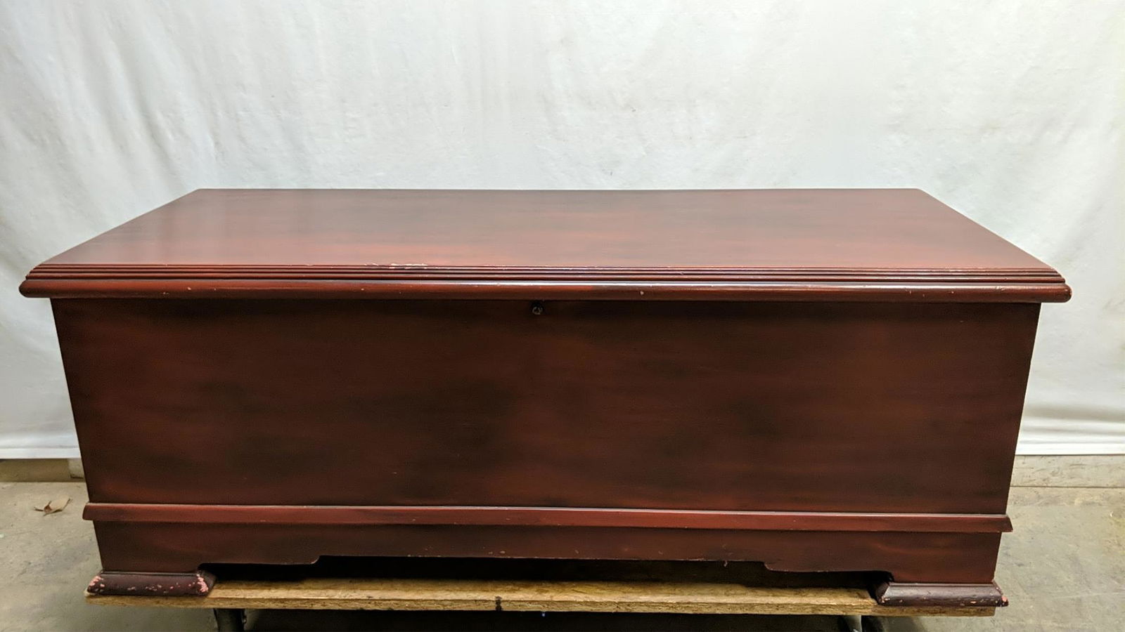 Caswell Runyan Cedar Chest Mar 20, 2021 Heritage Antiques & Auction in GA