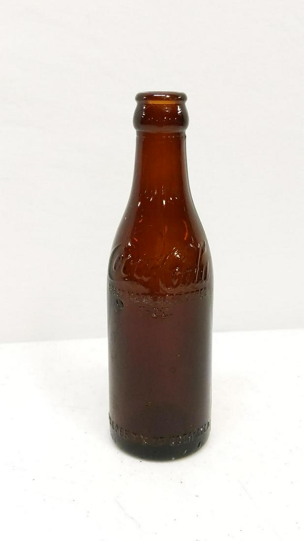Brown 7 oz. Coca Cola Chattanooga Bottle: great condition 7 1/2" T
