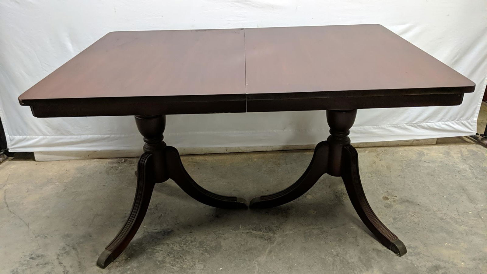 mahogany 2 pedestal duncan phyfe dining table: NO leaf used condition 29 1/2" T x 52" L x 36" W