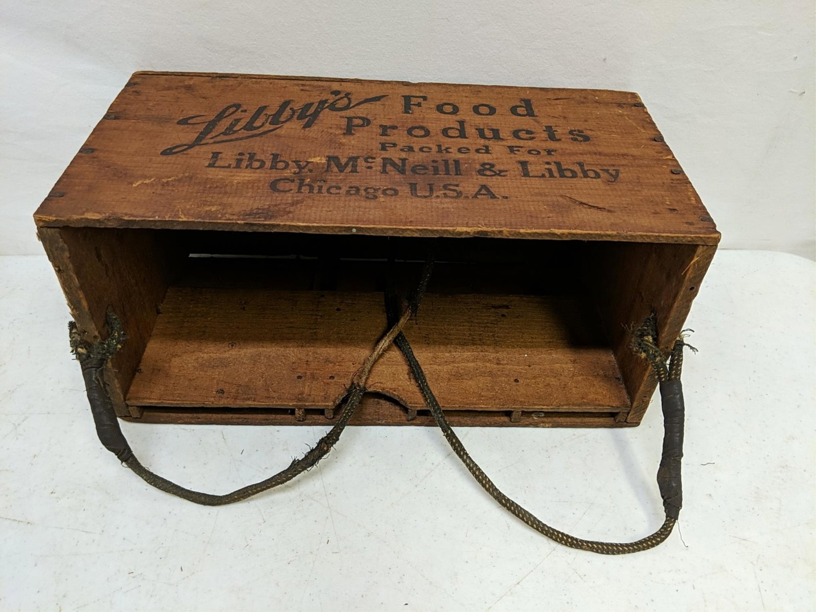 Libby Food Products wood crate with rope handle: 15 1/4" L x 7" w x 7 5/8" T