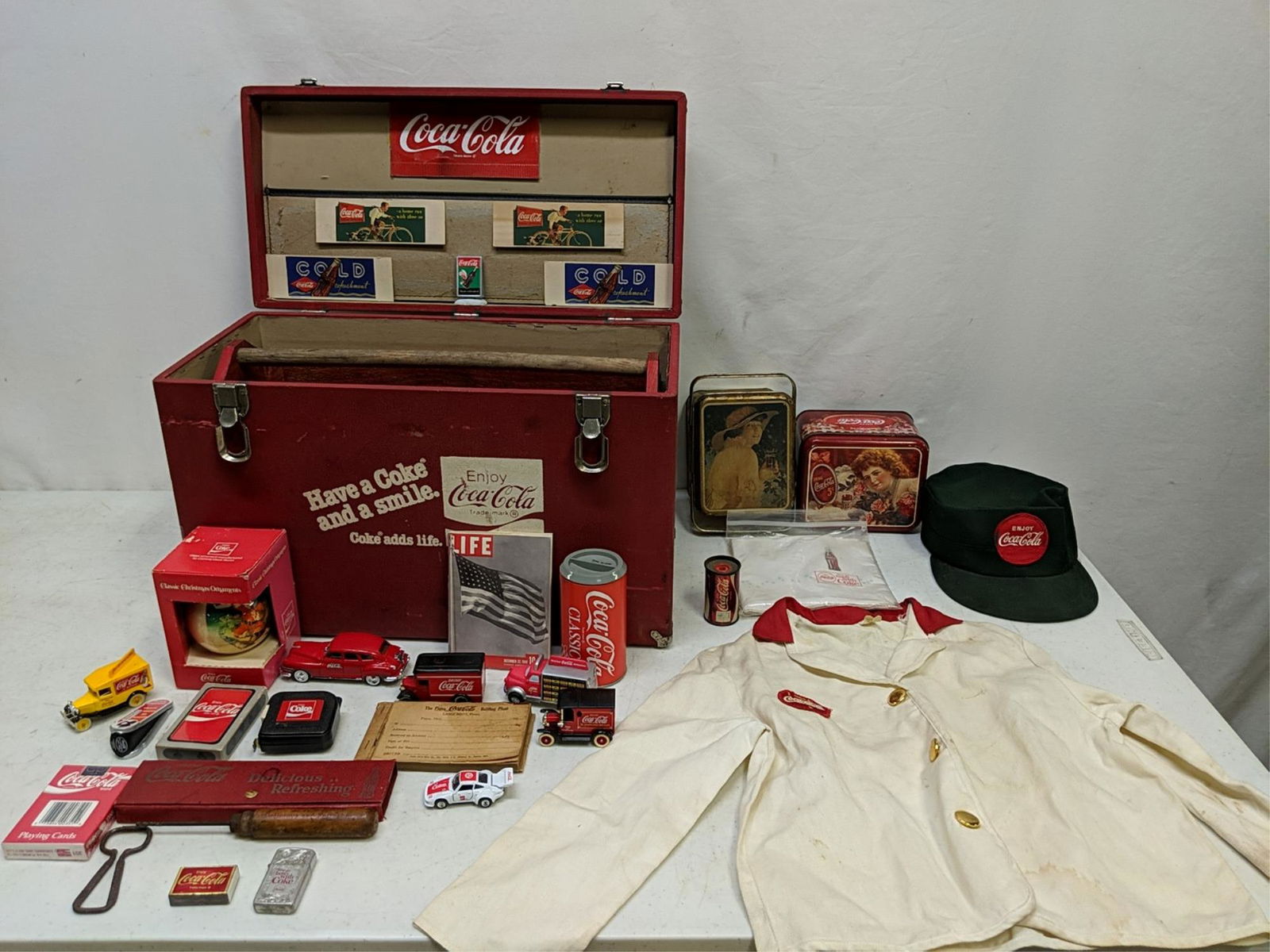 Vintage wood vinyl covered Salesman Case (1 of 5)