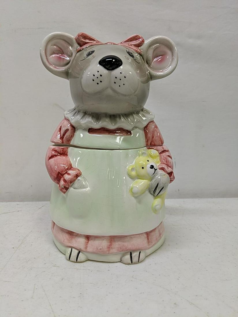 Melinda Mouse Cookie Jar: 1990 House of LLoyd 11" tall