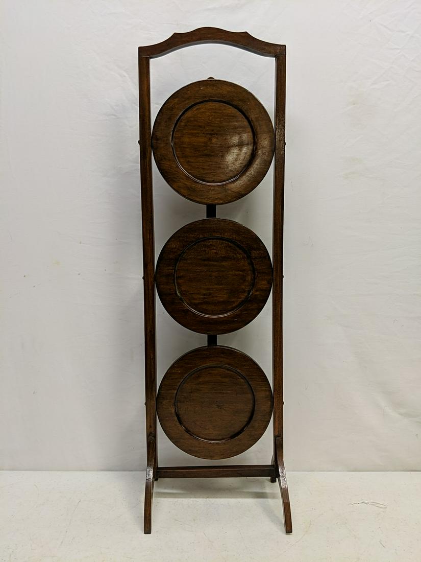 Vintage Folding English pie stand (1 of 2)