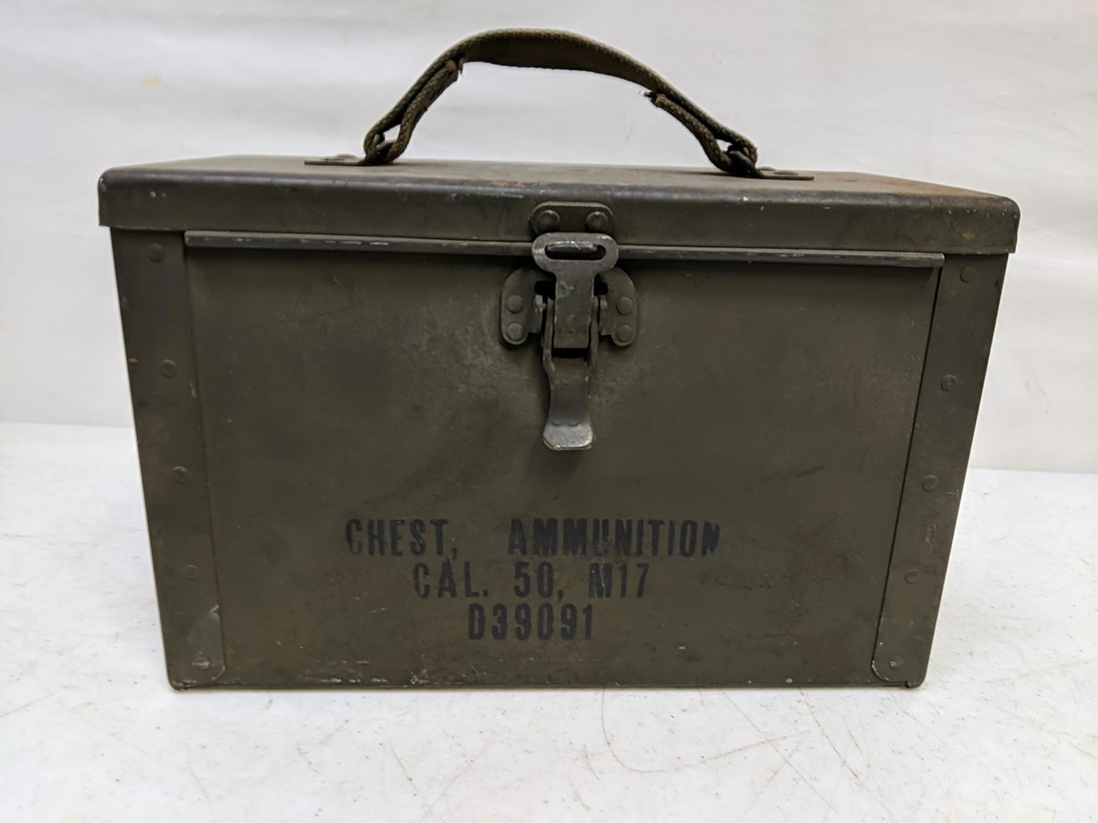 US WW II 50 Caliber ME Ammo Box (1 of 3)