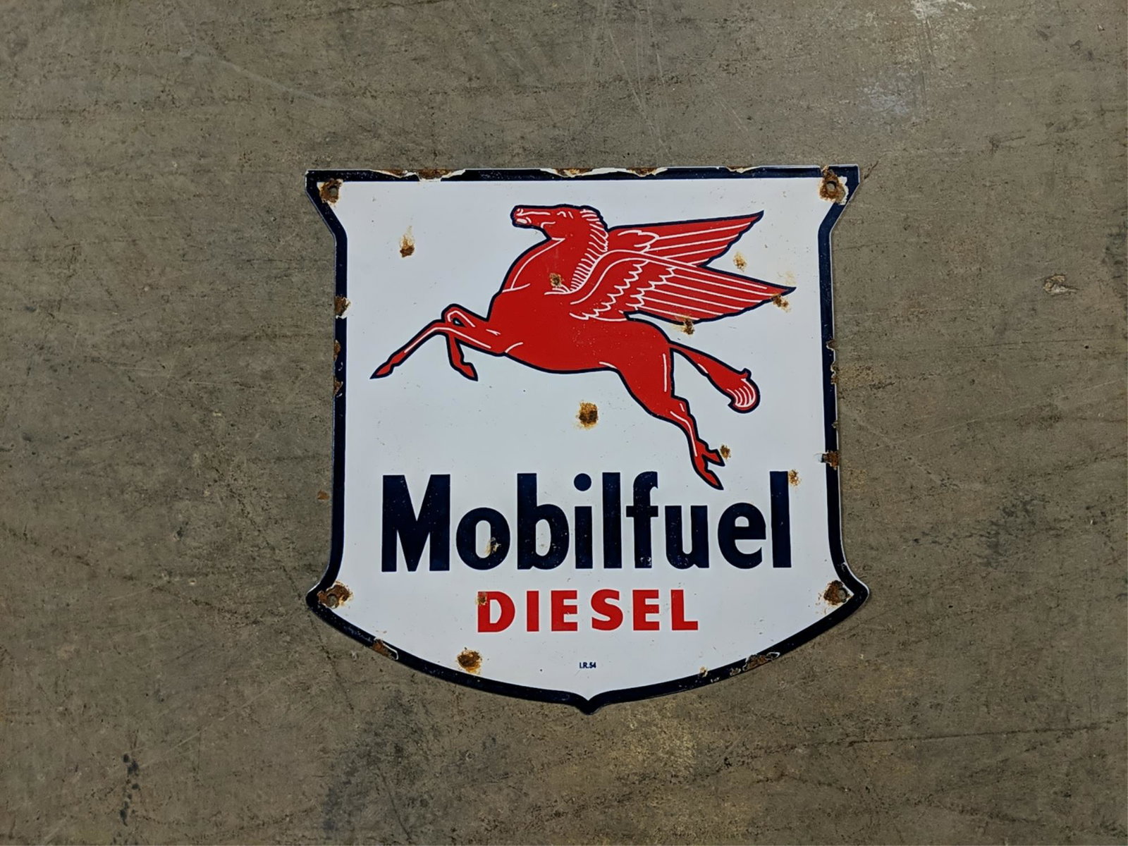 Mobilfuel Pegasus Diesel Porcelain Pump Badge: Or Sign 12" x 12"