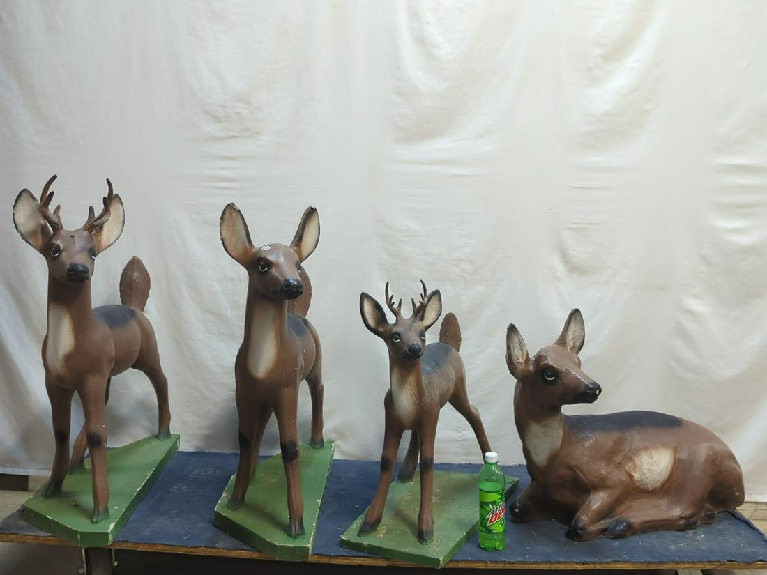 Vintage set of 4 concrete Deer (1 of 2)